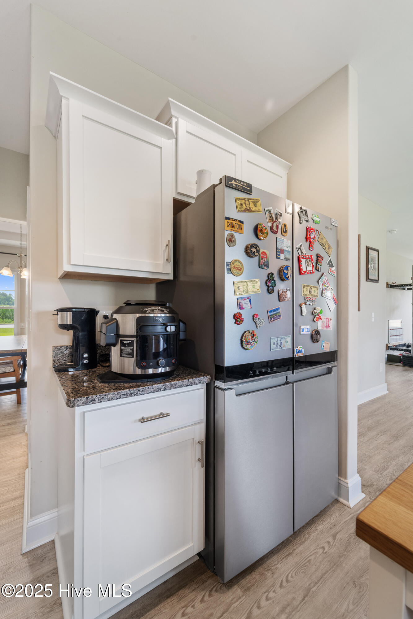 100533820 | Photo 45