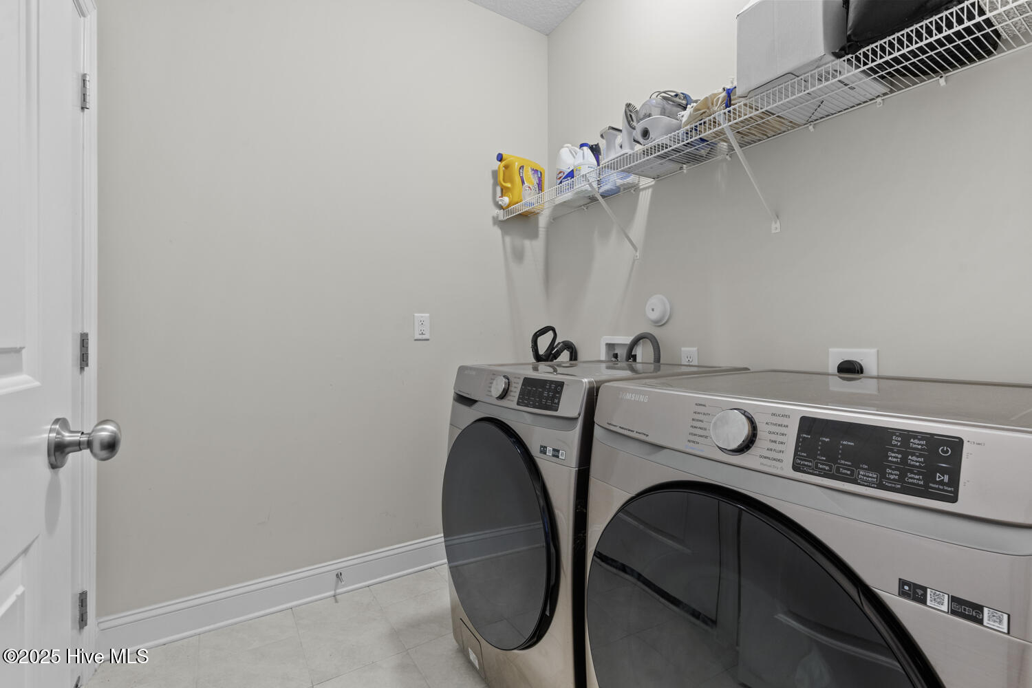 100513271 | Photo 13