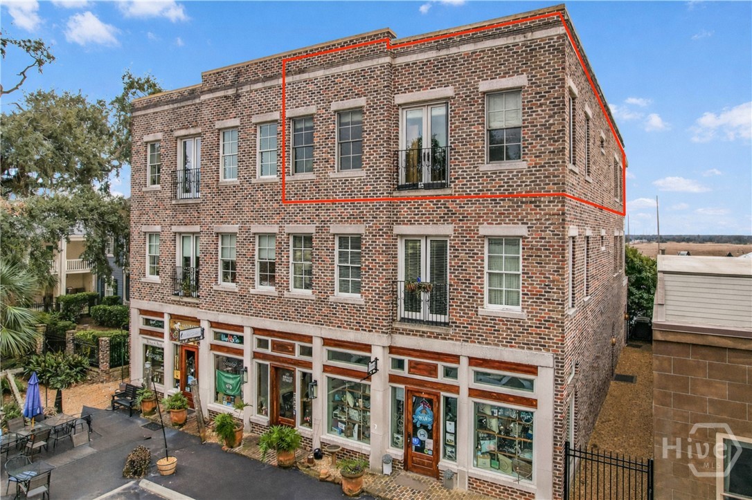 107 Broad, Darien, Georgia, 2 Bedrooms Bedrooms, 0 ,2 BathroomsBathrooms,Condominium,For sale,Broad,SA351008