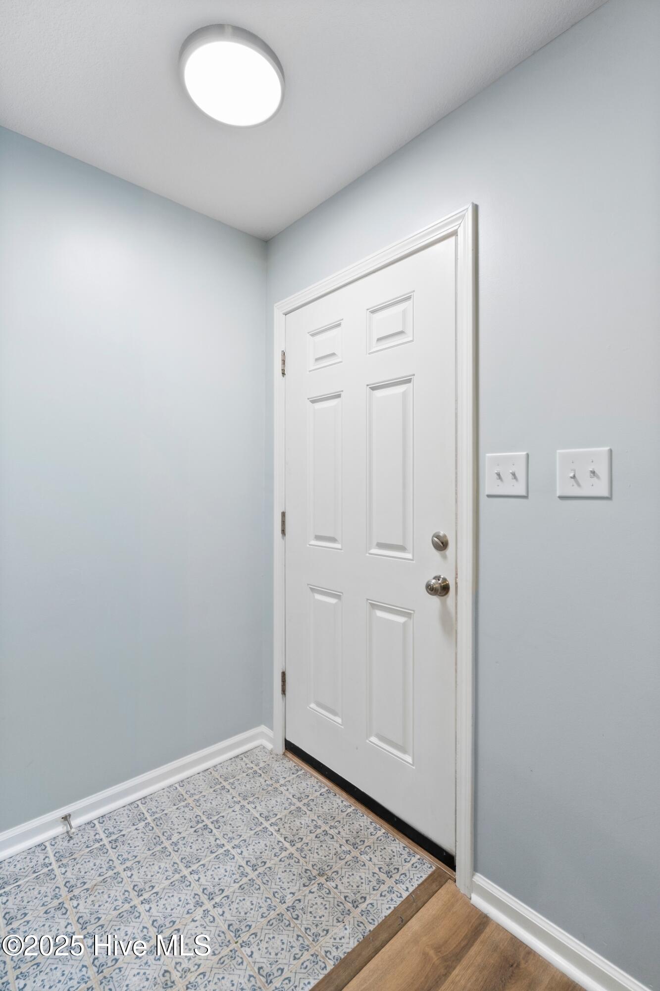 100536267 | Photo 22