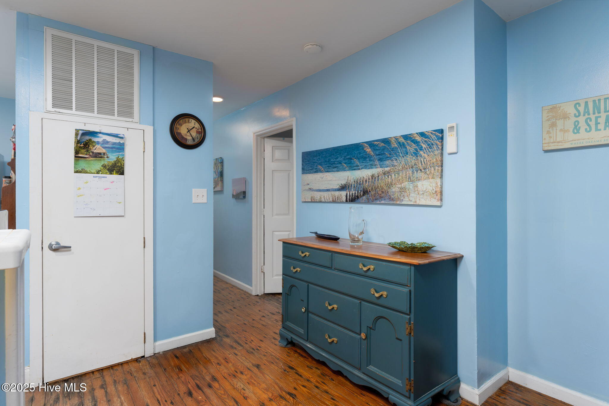 100534181 | Photo 13