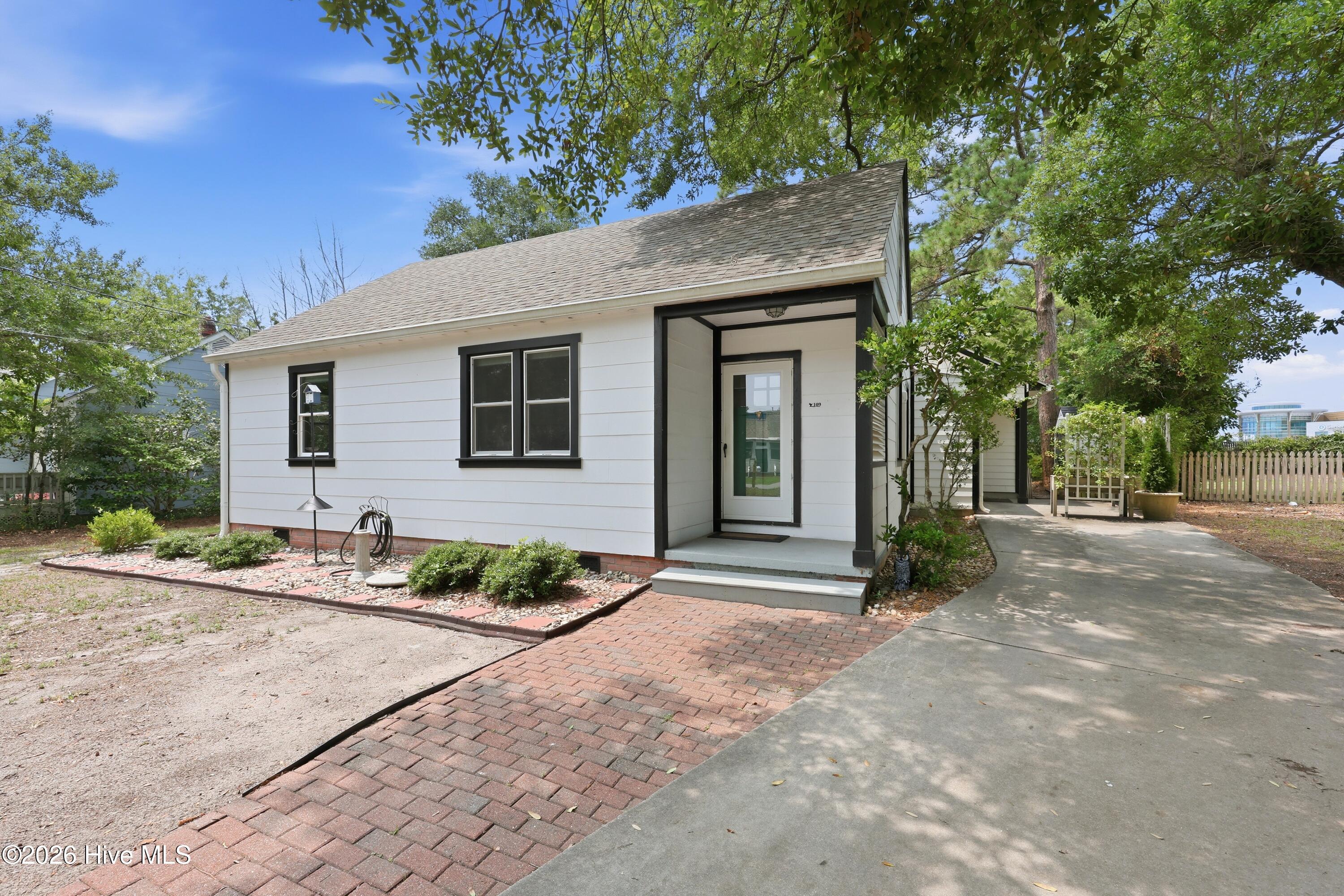 109 Noyes Avenue,Morehead City
