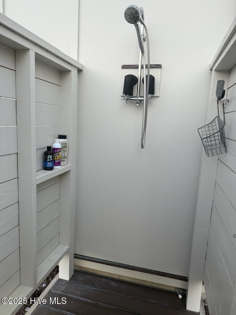 100541320 | Photo 54