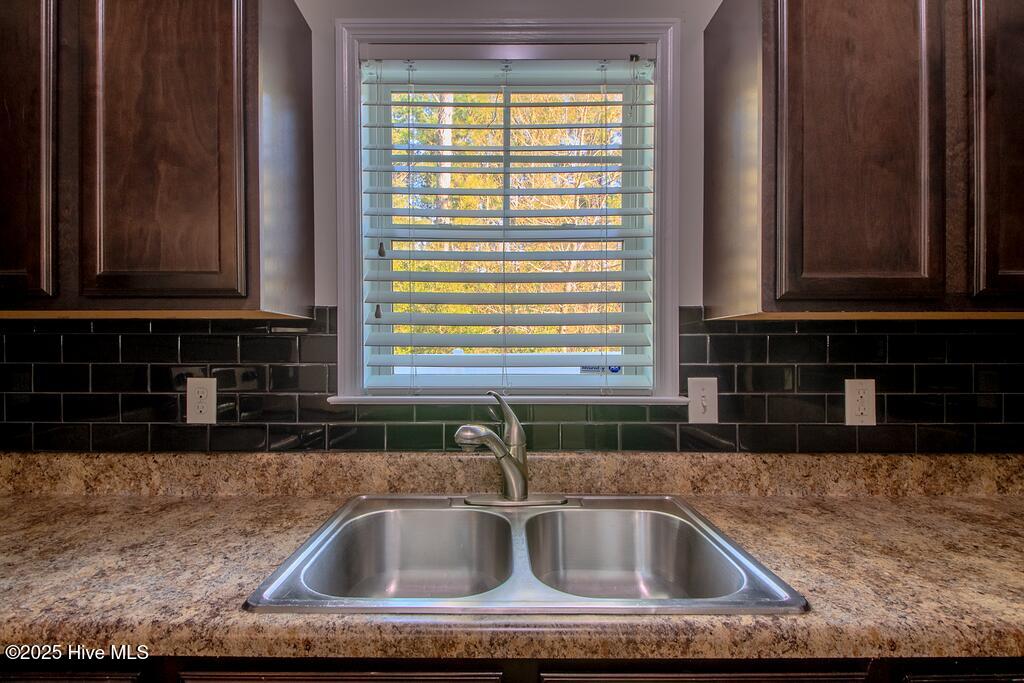 100545808 | Photo 16