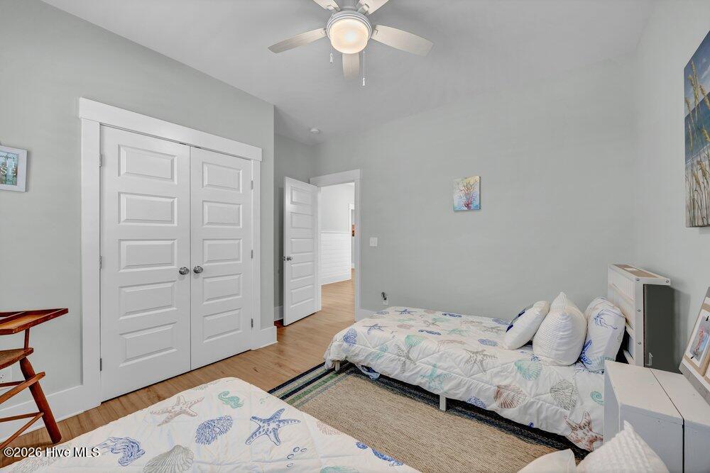 100561584 | Photo 20