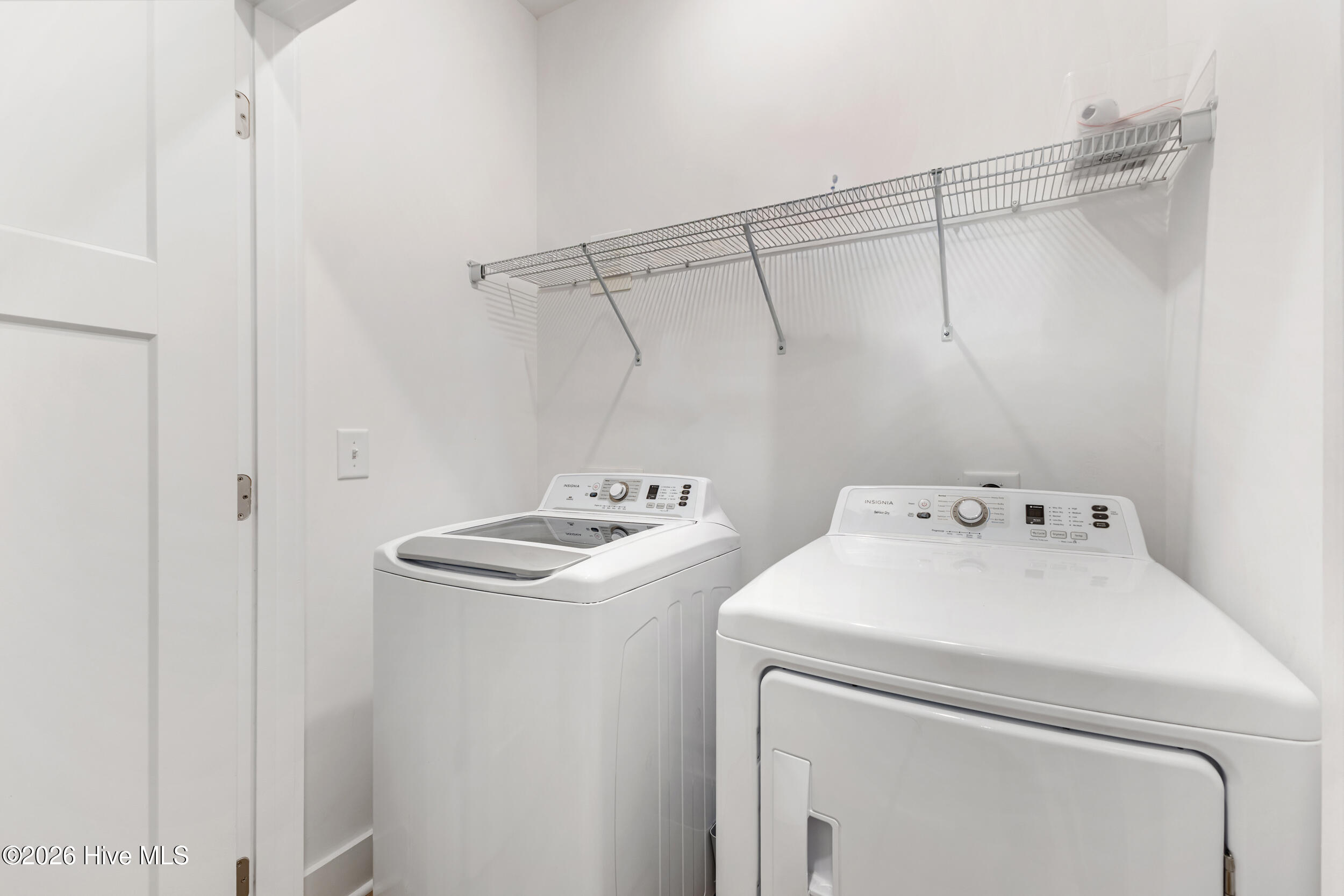 100547540 | Photo 23