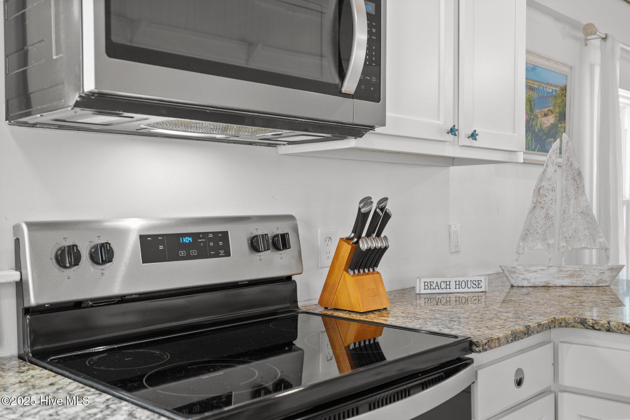 100537194 | Photo 46