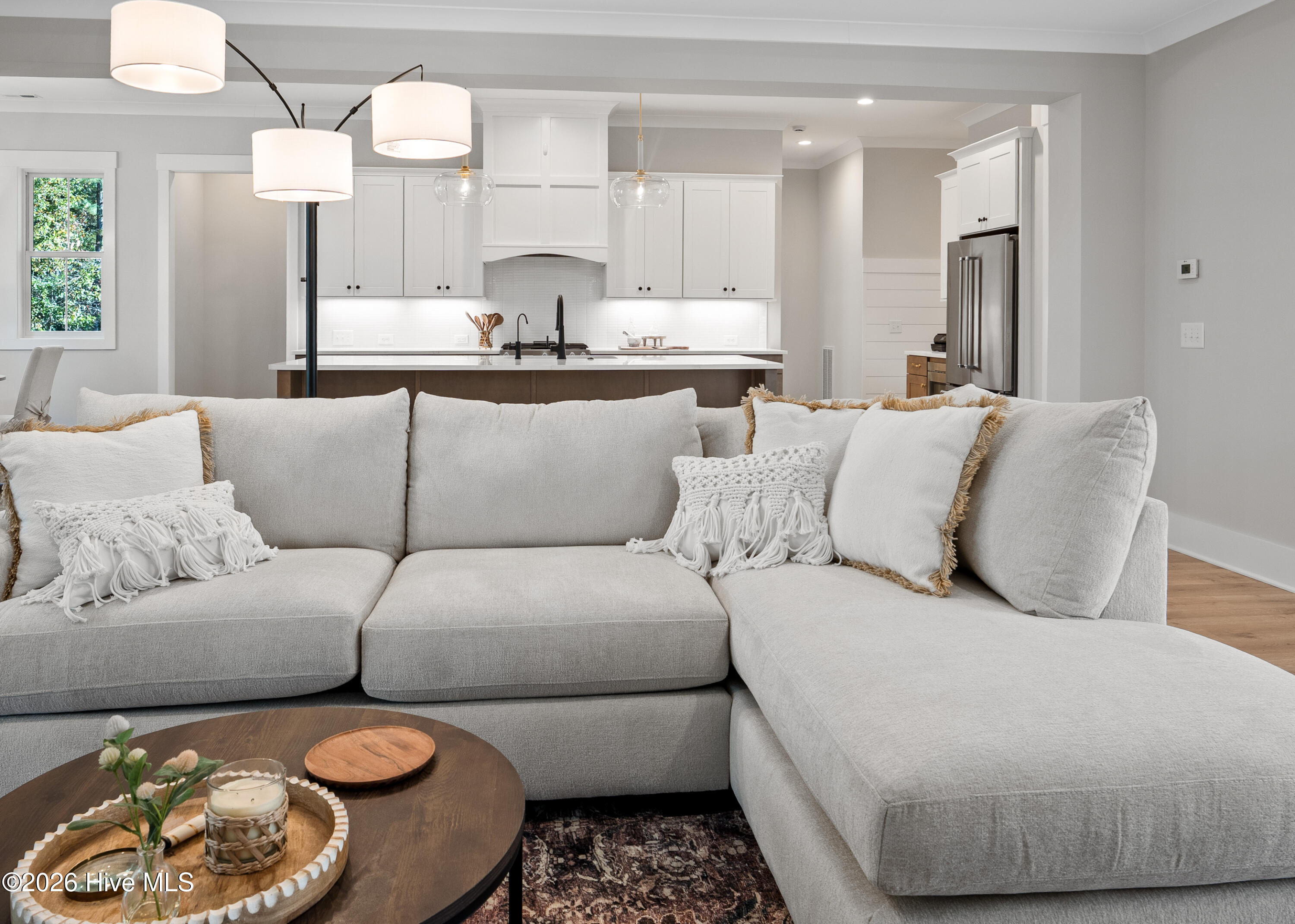 100558184 | Photo 26