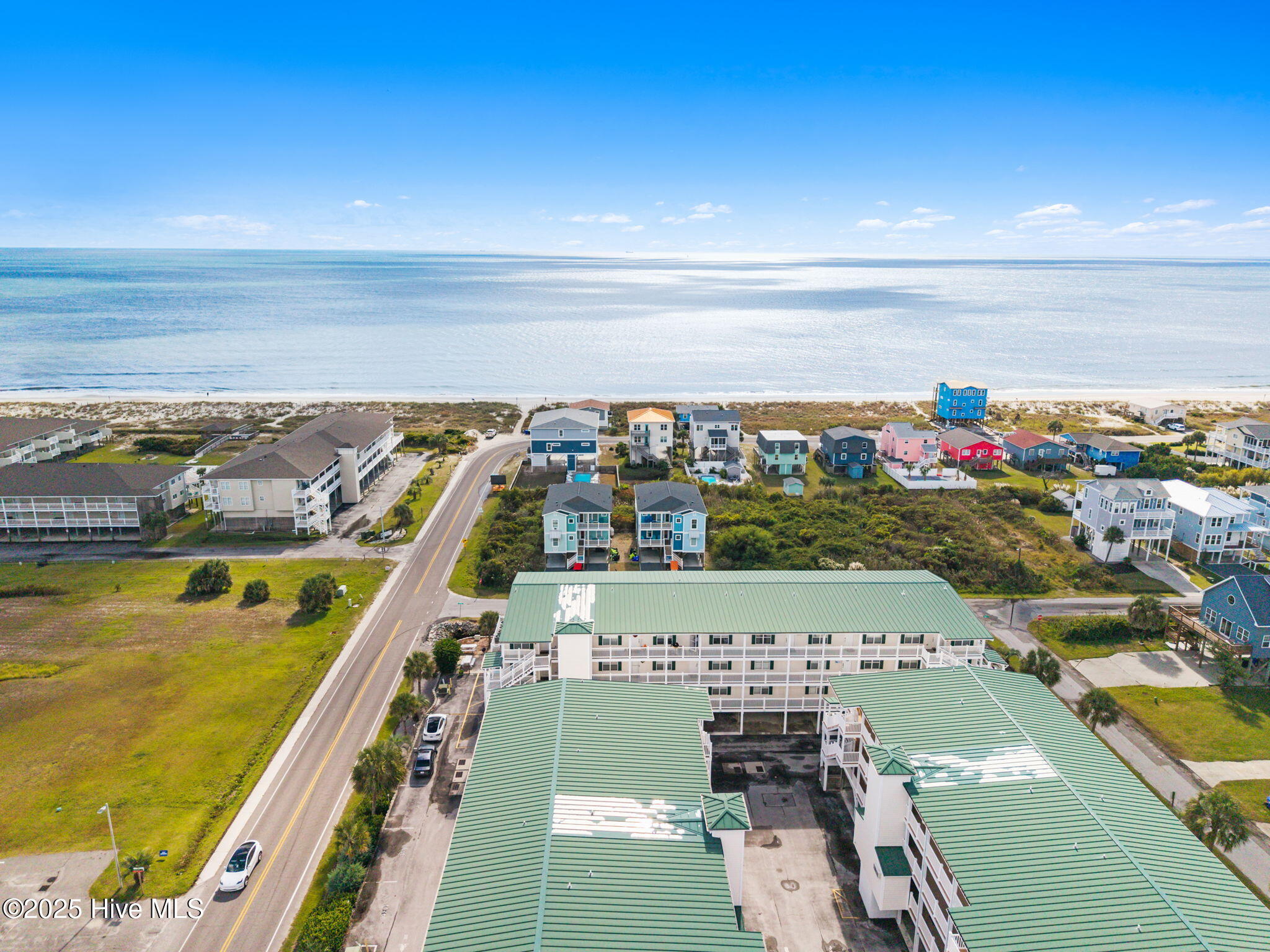 100539648 | Photo 32