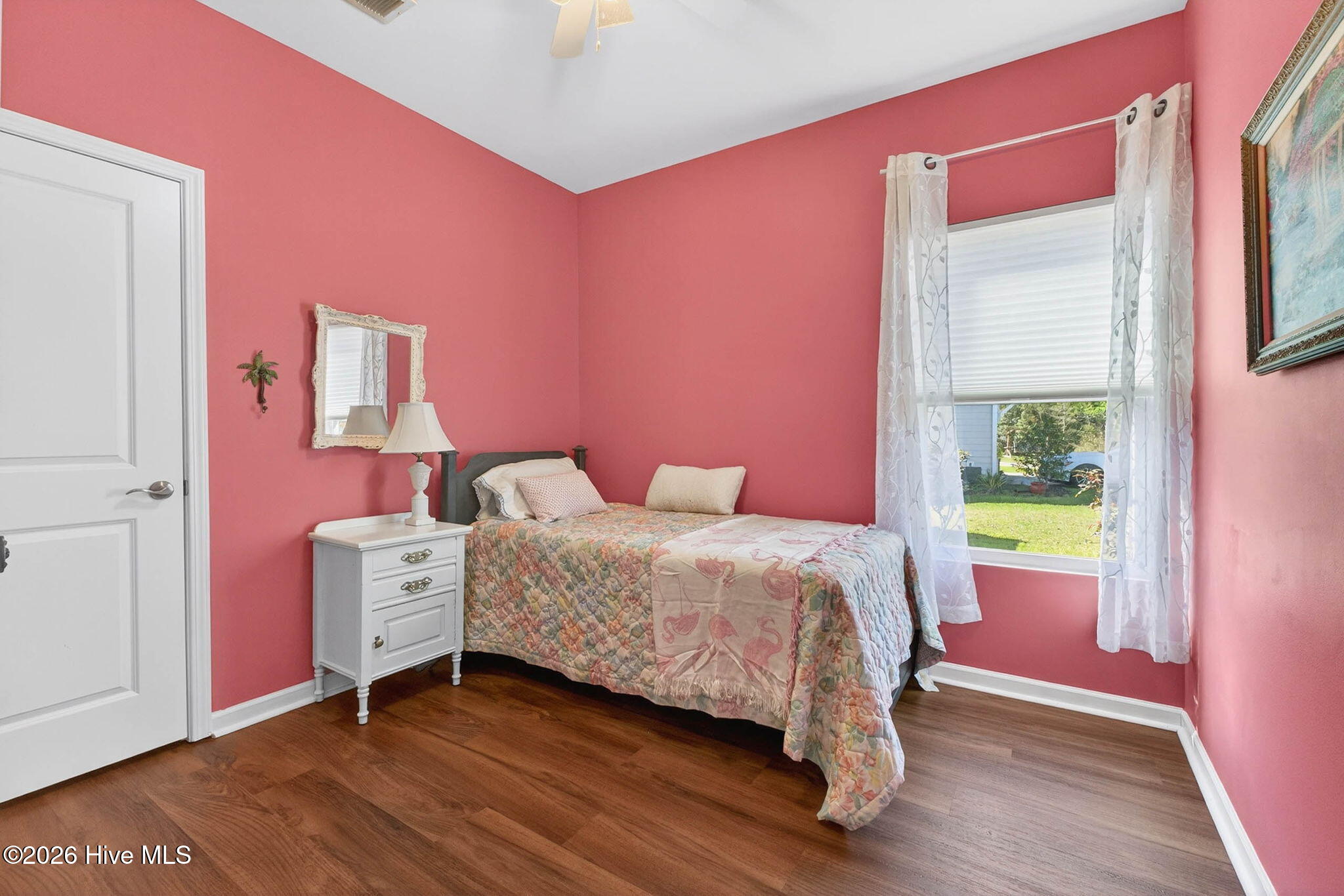 100564797 | Photo 14