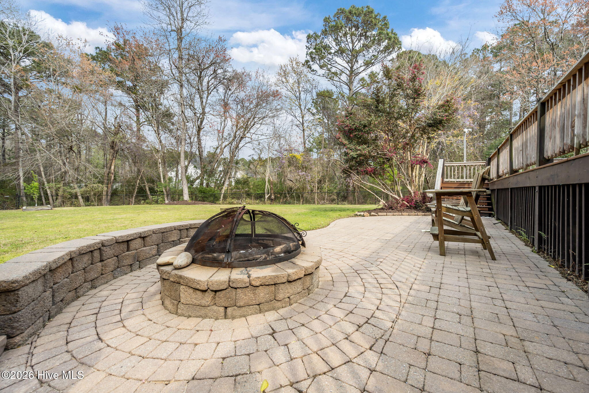 100562533 | Photo 52