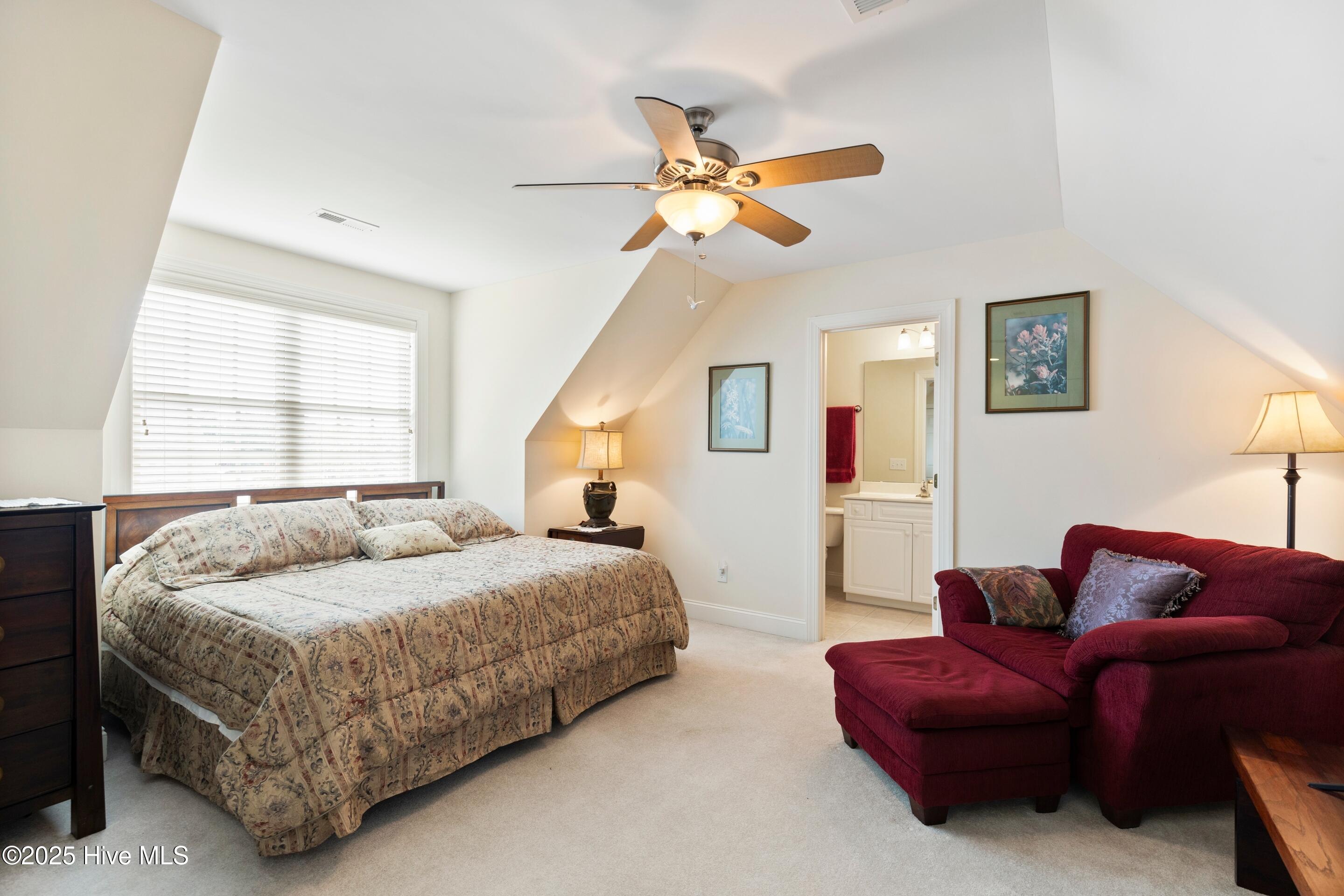 100527165 | Photo 30