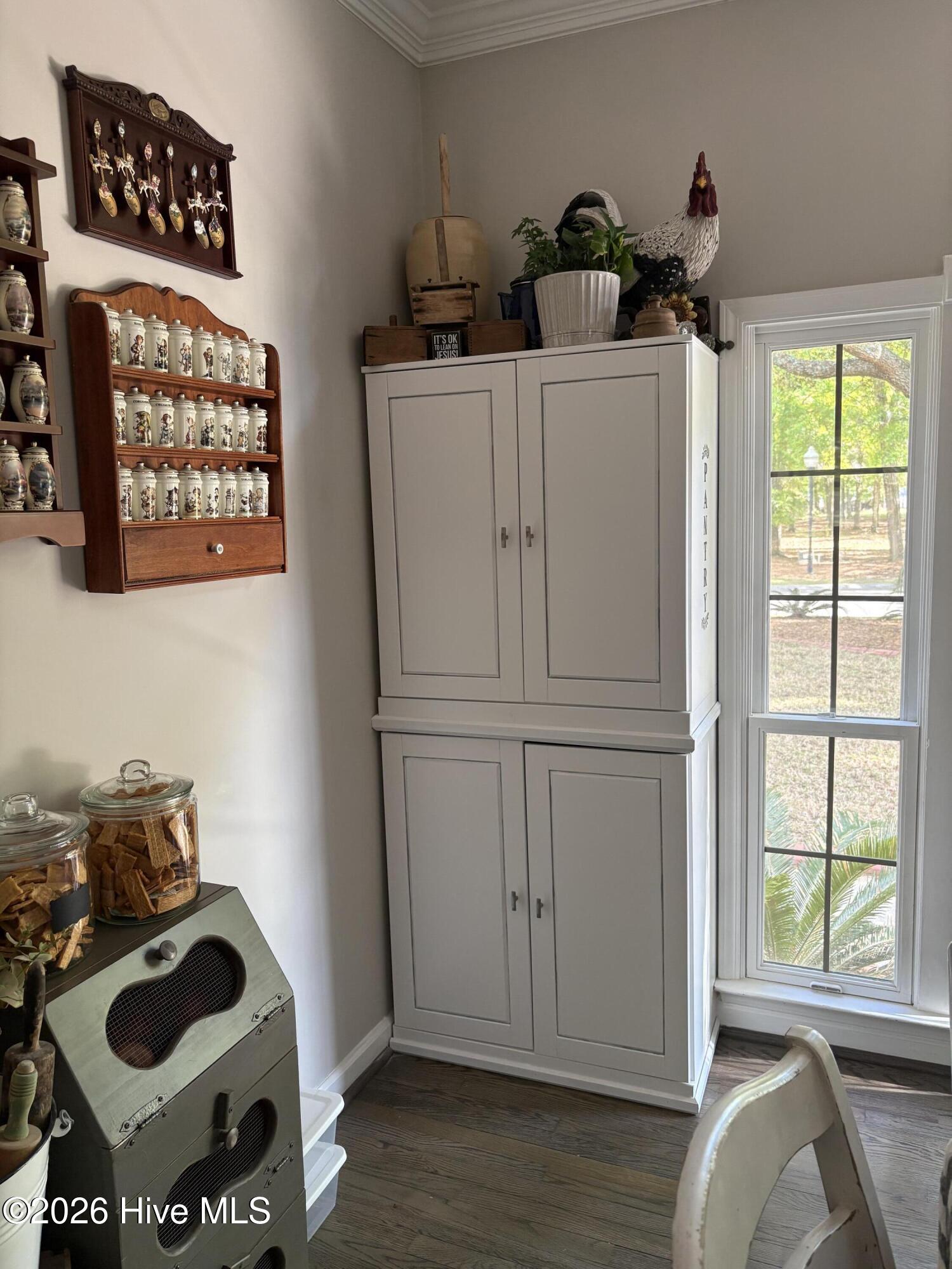 100538310 | Photo 25