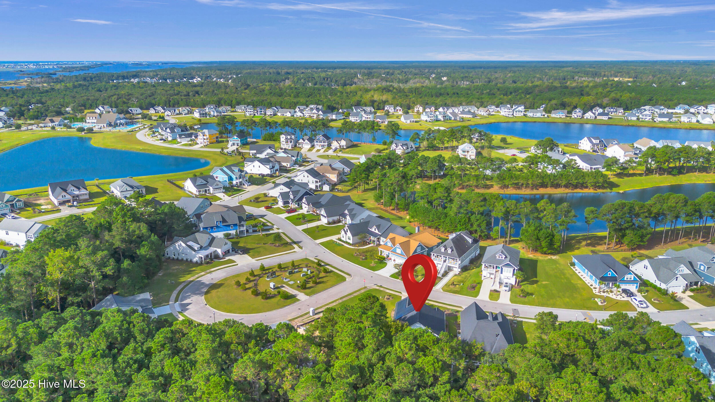 100535117 | Photo 63