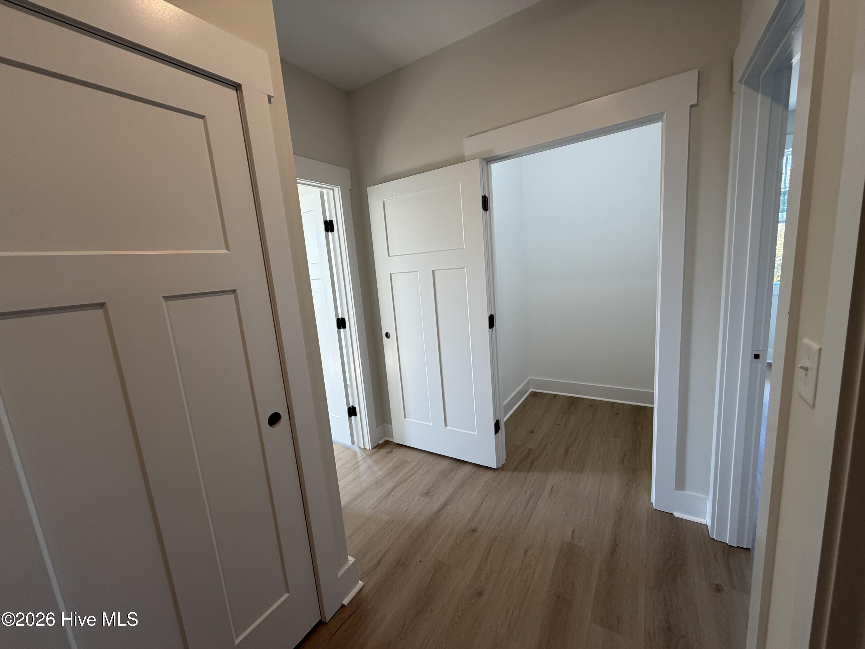 100559607 | Photo 36