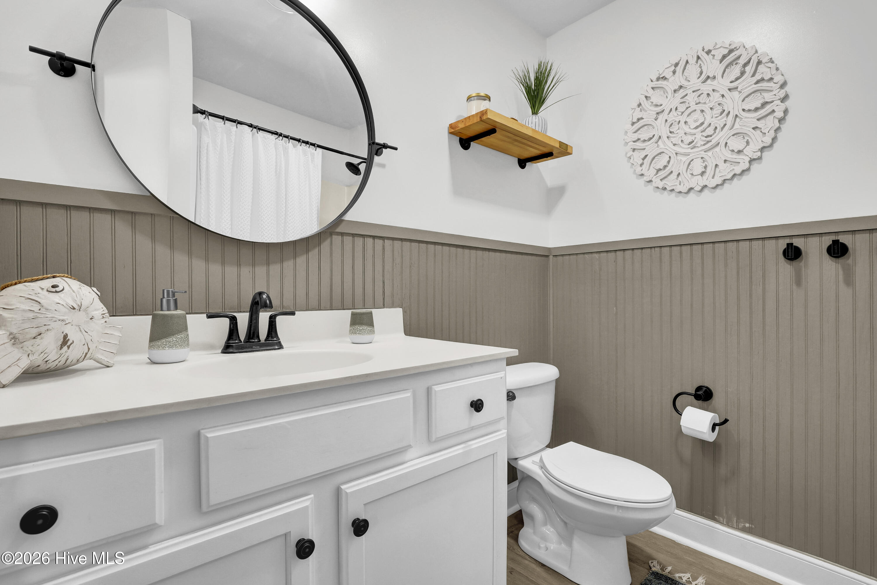 100552023 | Photo 25