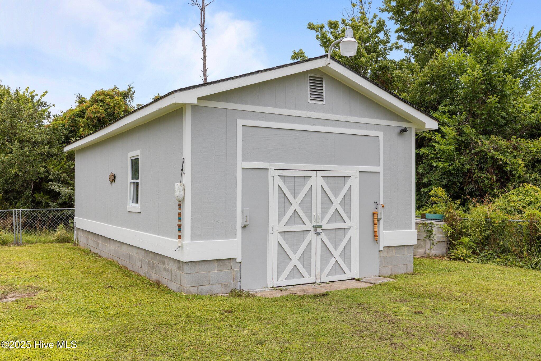 2976 Cedar Island Road,Cedar Island