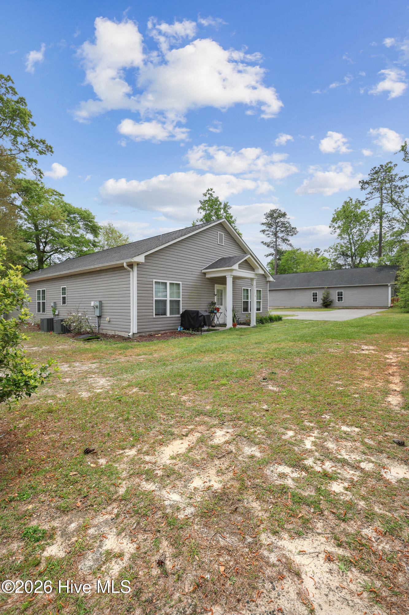 100566904 | Photo 49