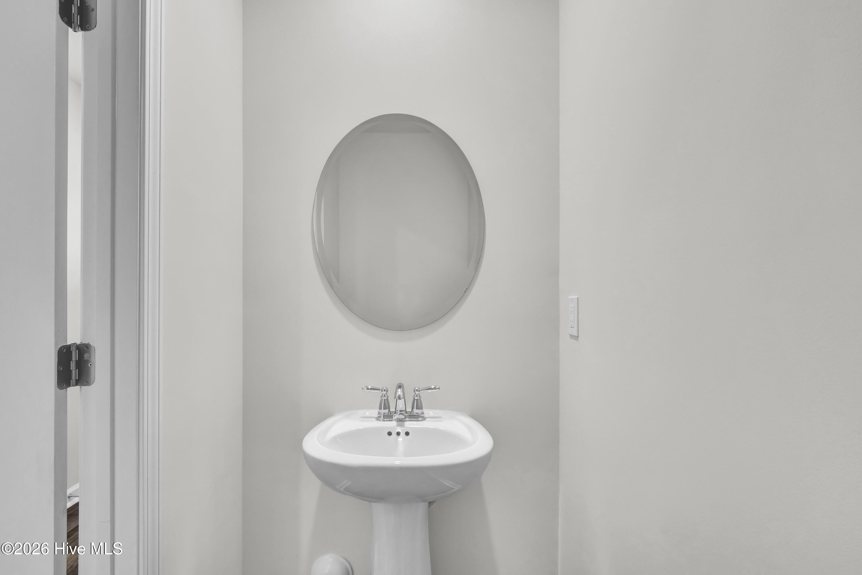 100569418 | Photo 14