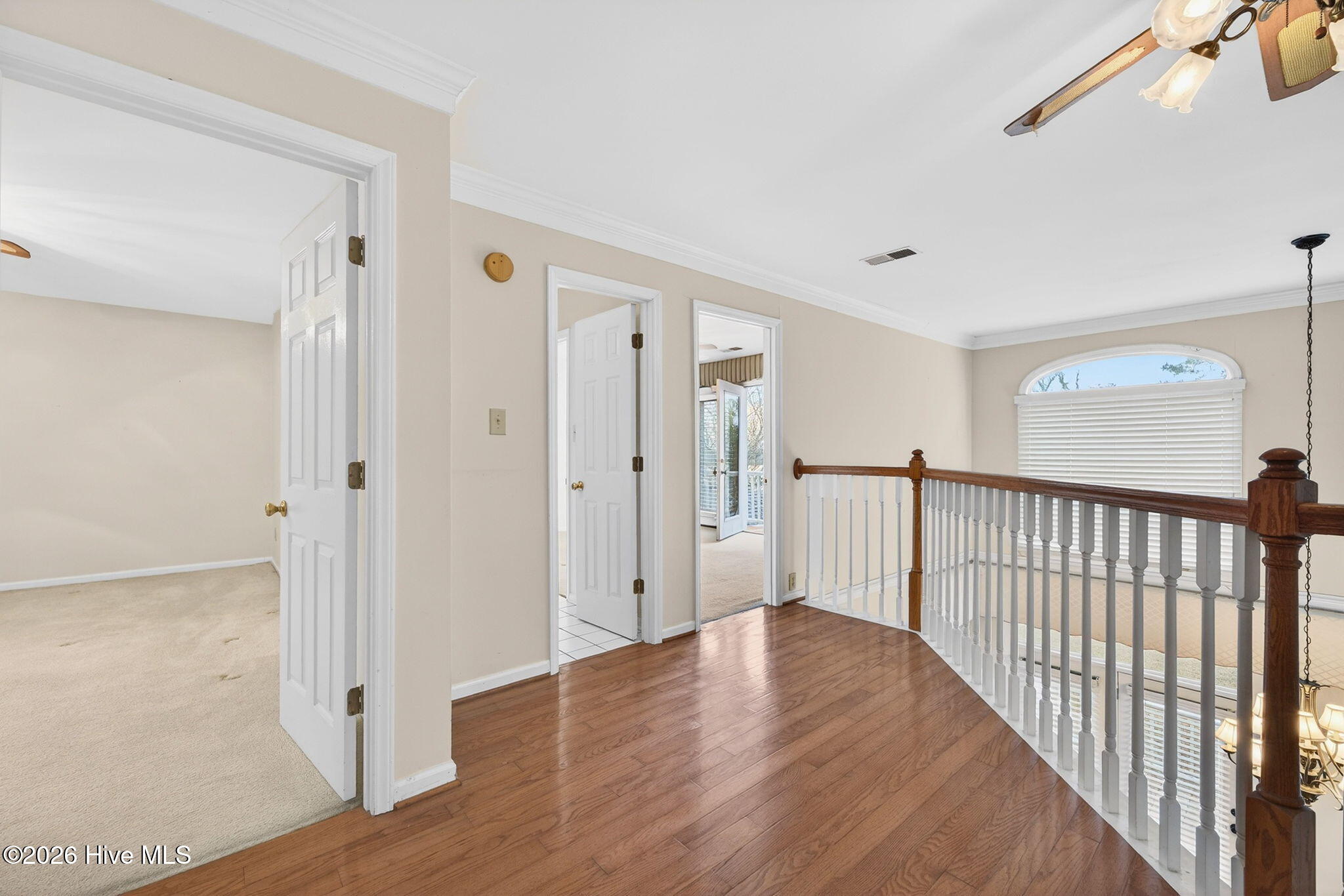 100559541 | Photo 60