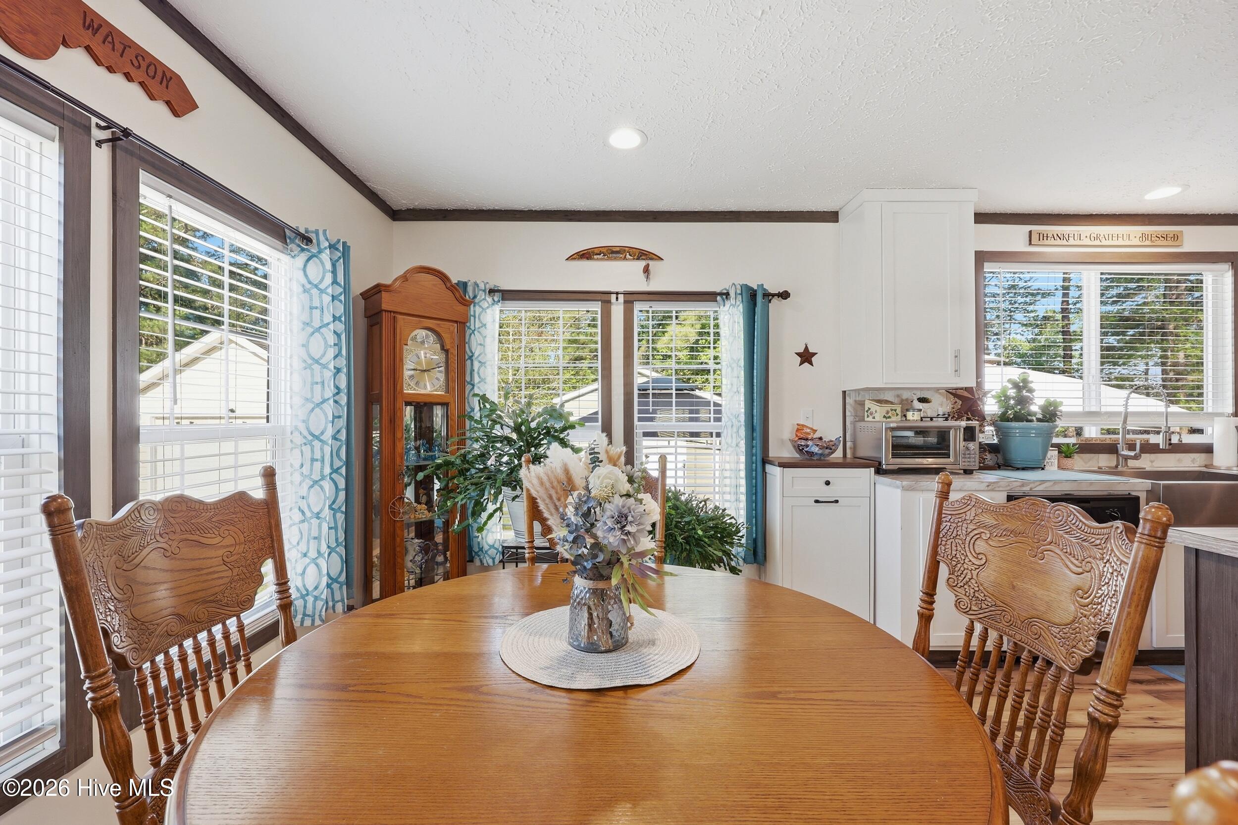 100567202 | Photo 10