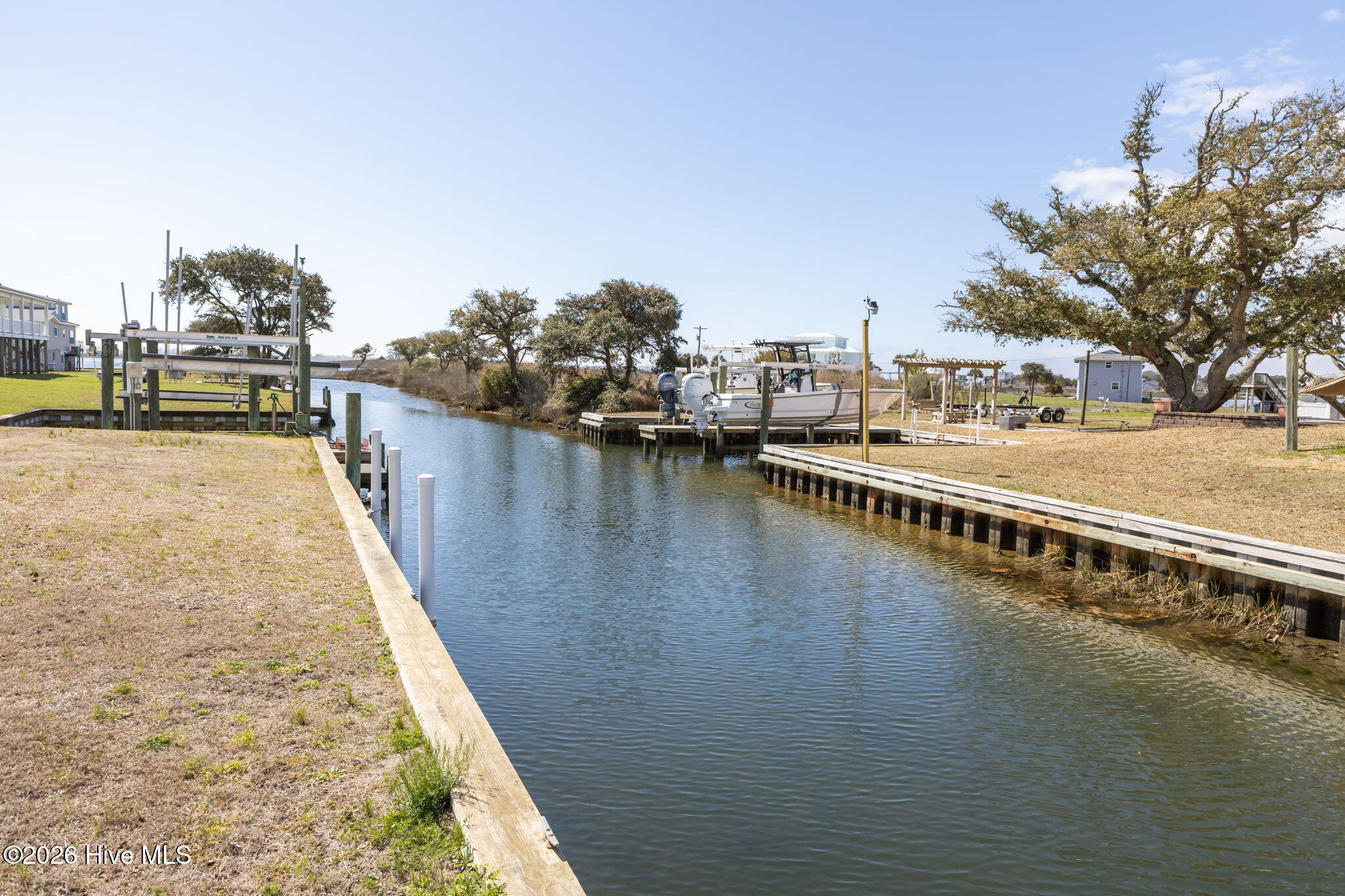 100559740 | Photo 50