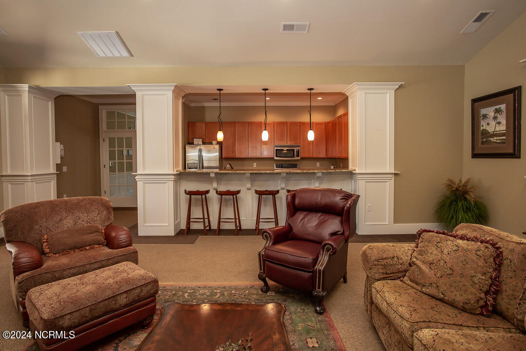 100467747 | Photo 19