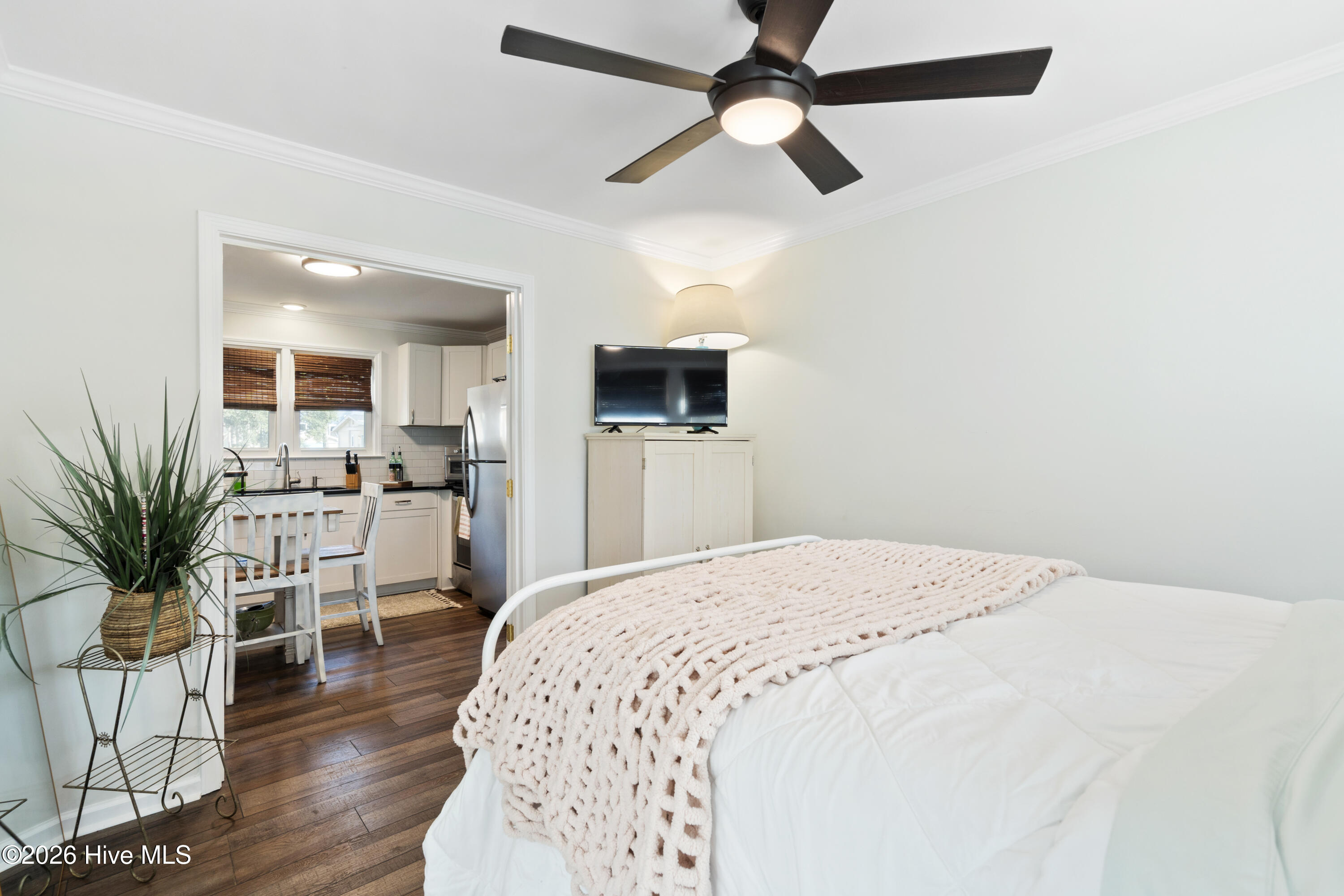 100555391 | Photo 41