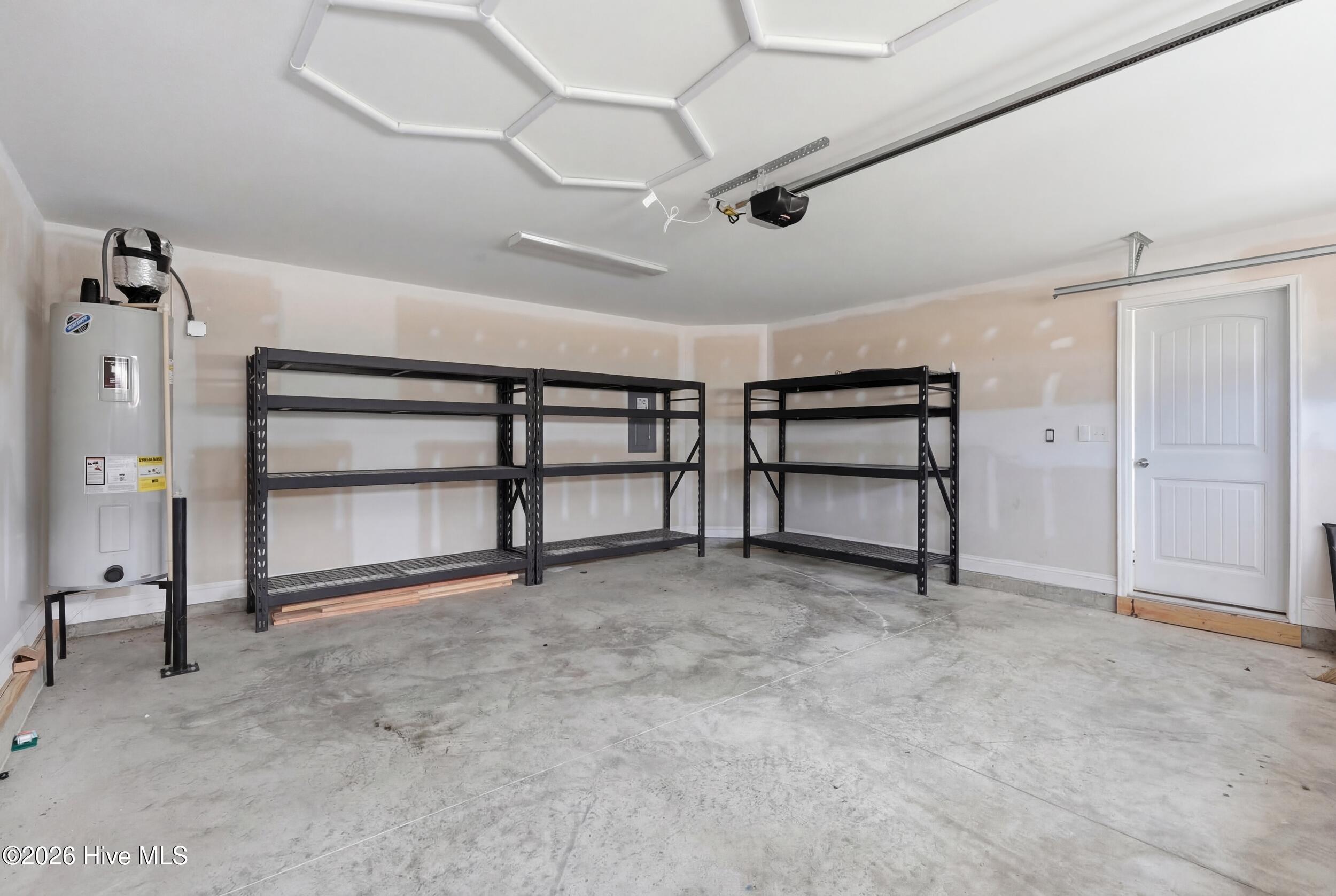 100559479 | Photo 17