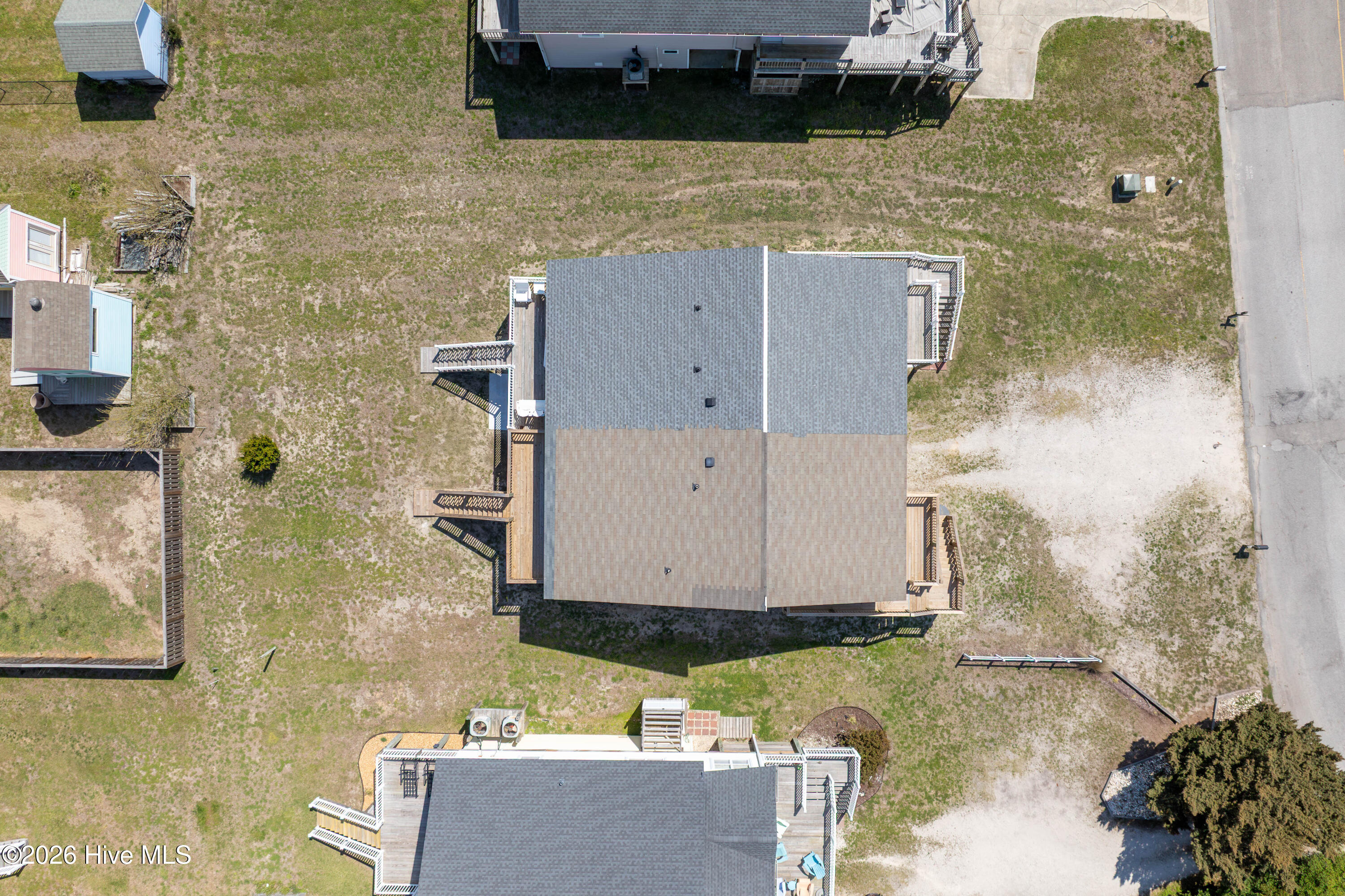 100489747 | Photo 38