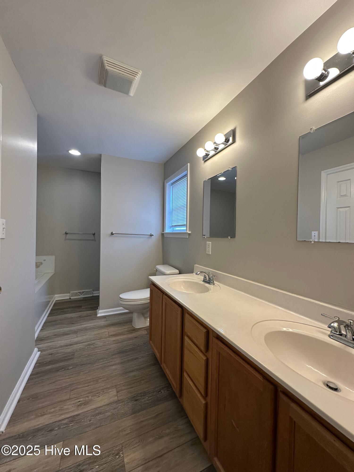 100533896 | Photo 20