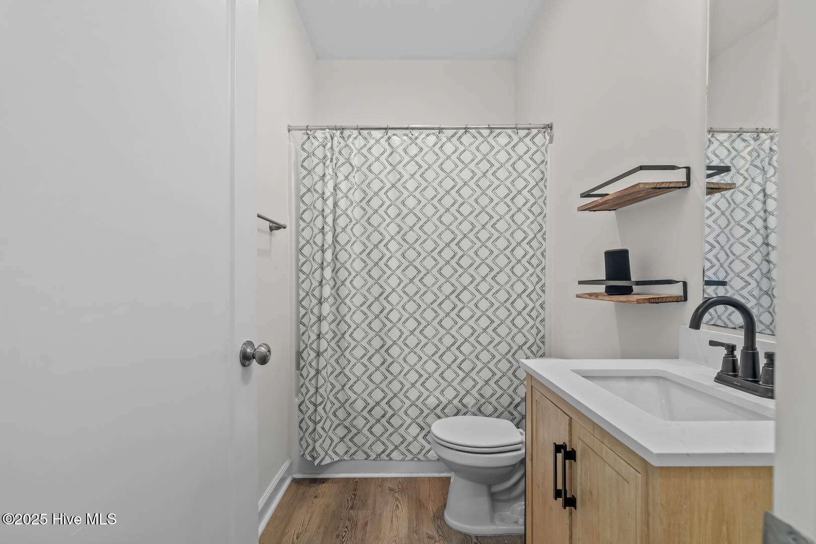 100516062 | Photo 46