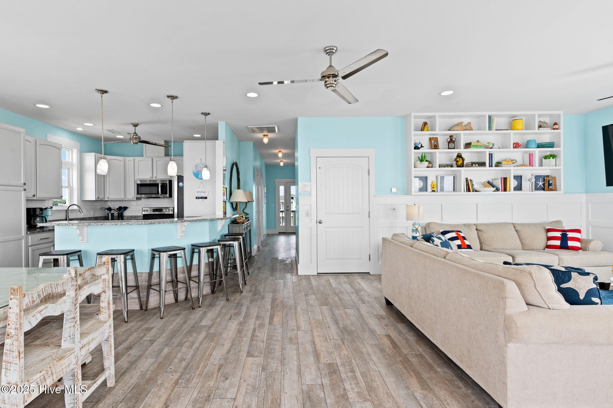 100528214 | Photo 19