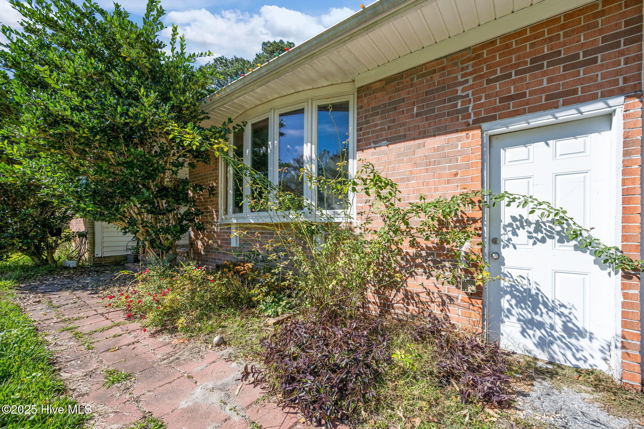 Homes for sale in Jacksonville, NC | 408 Carole Dr, Jacksonville, NC 28540 | MLS# 100538876