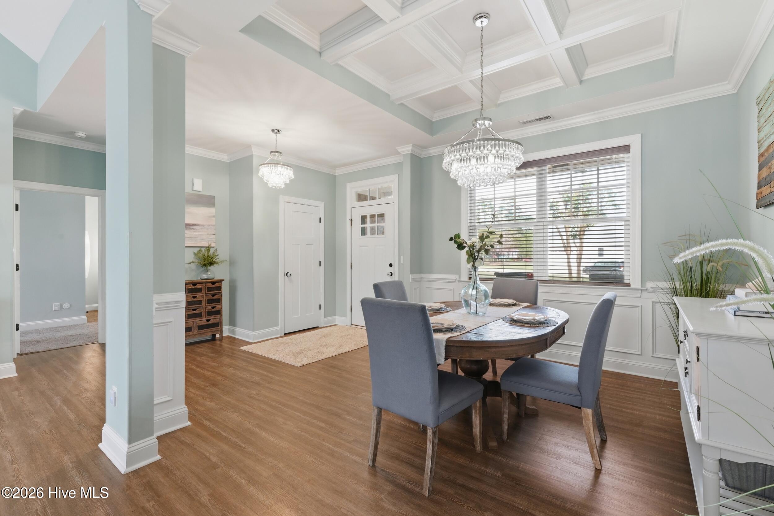 100565388 | Photo 10