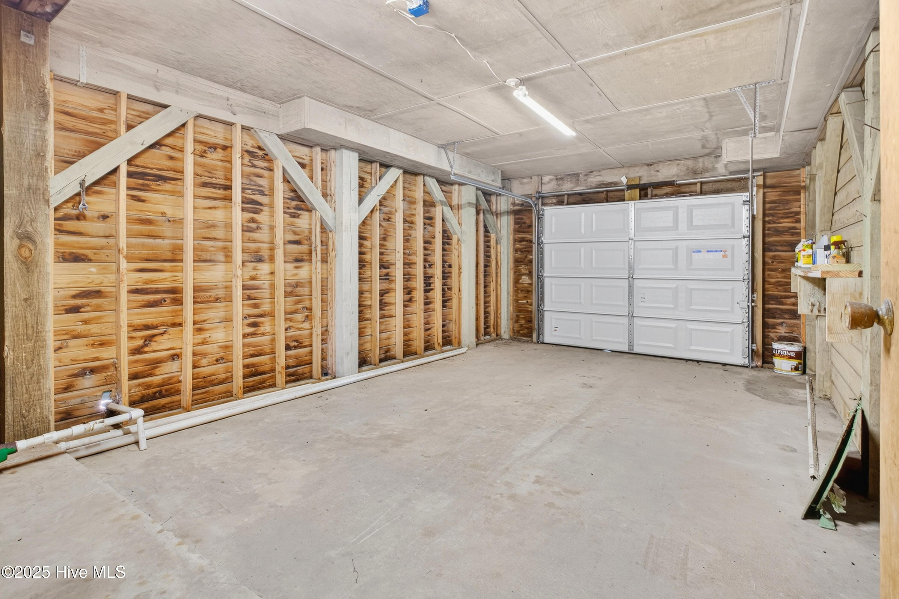 100535057 | Photo 27