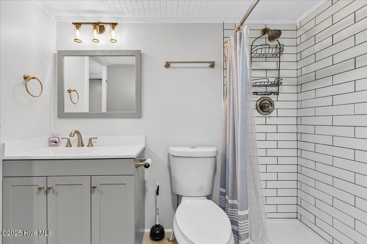 100559629 | Photo 35