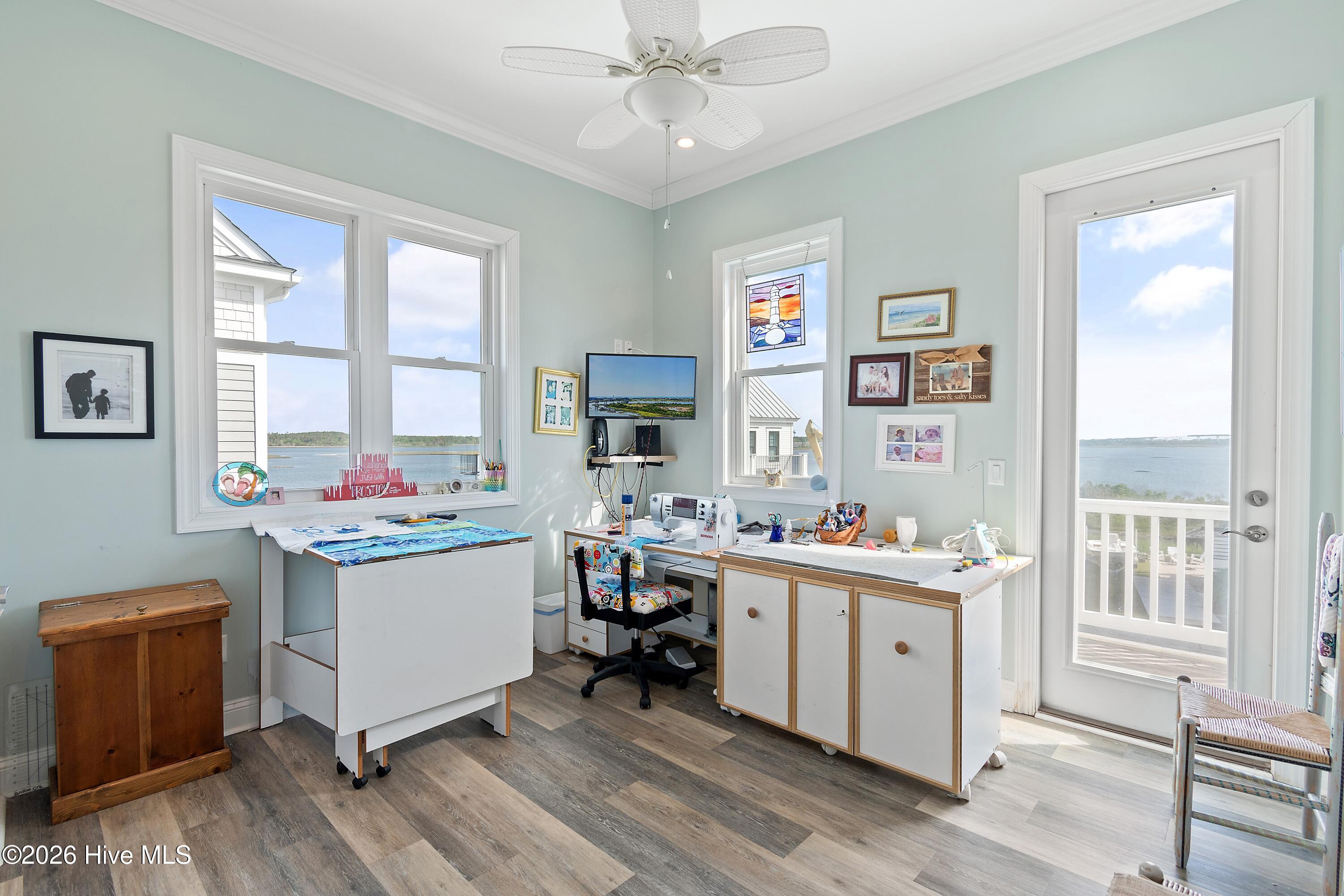 100569393 | Photo 30