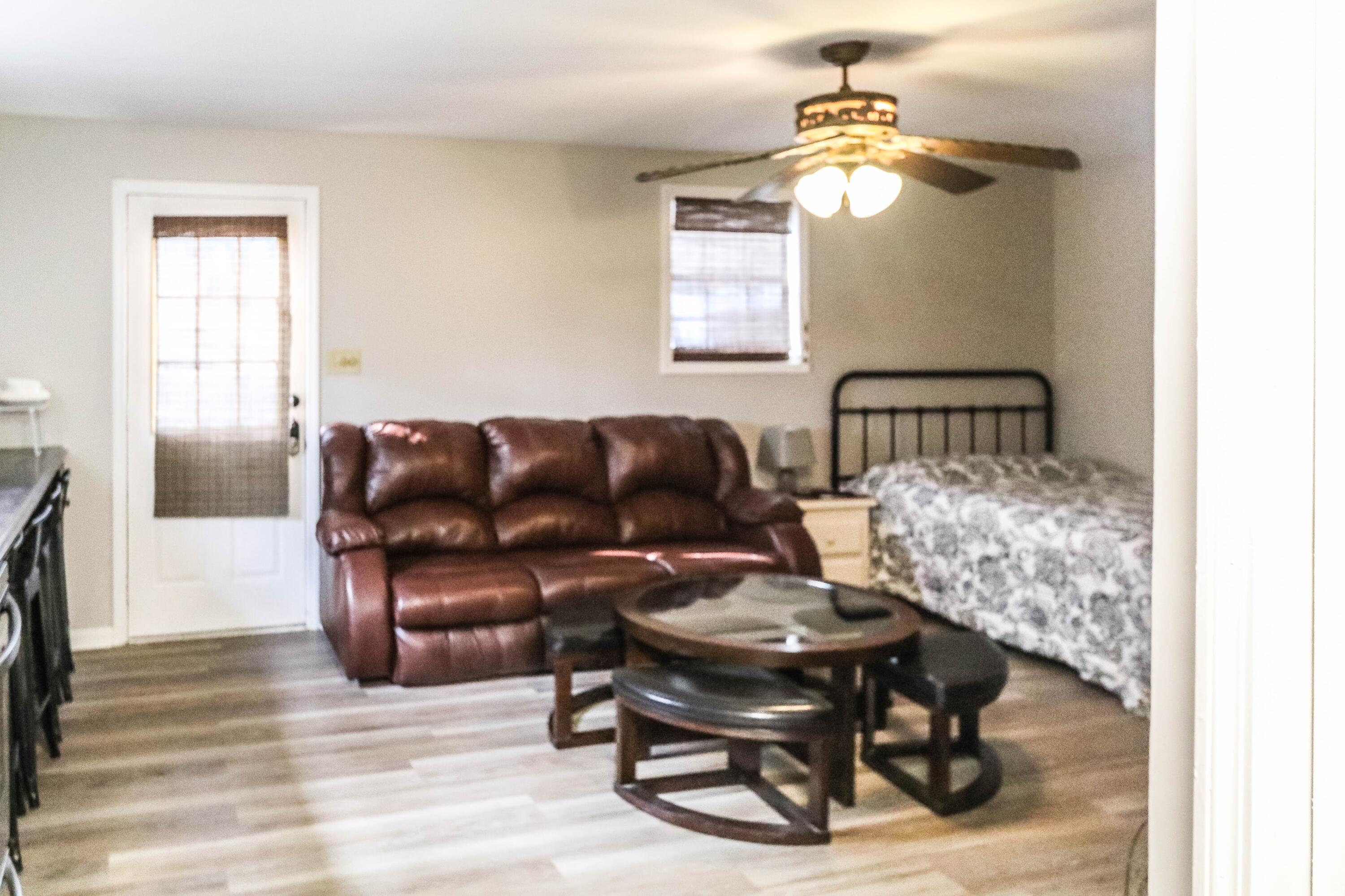 Undisclosed Address, Appling, GA, 30802