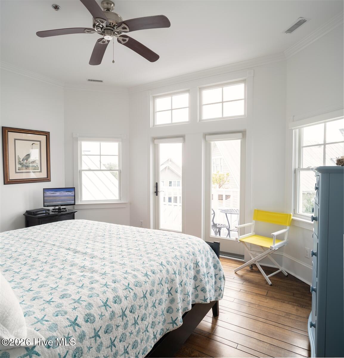 100559569 | Photo 34