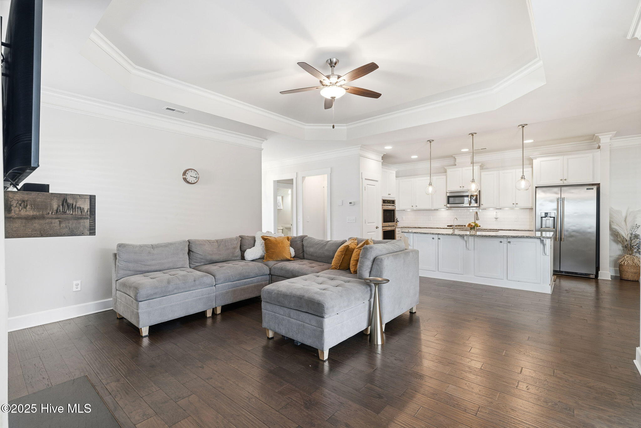 100540191 | Photo 13