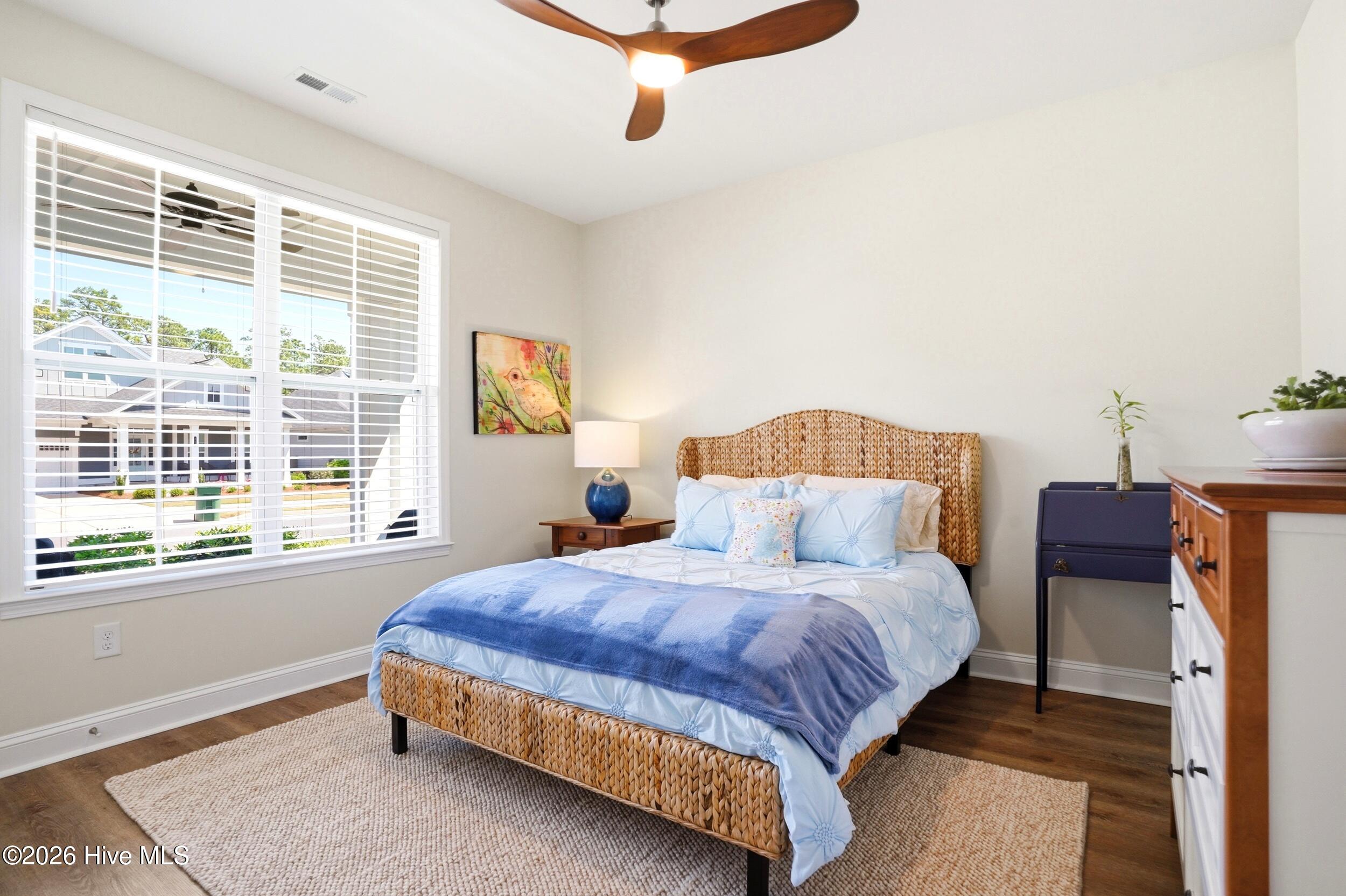 100569050 | Photo 20