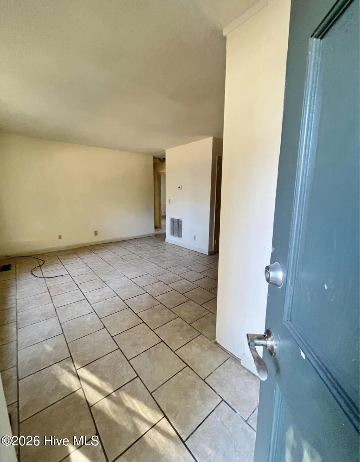 100564998 | Photo 14