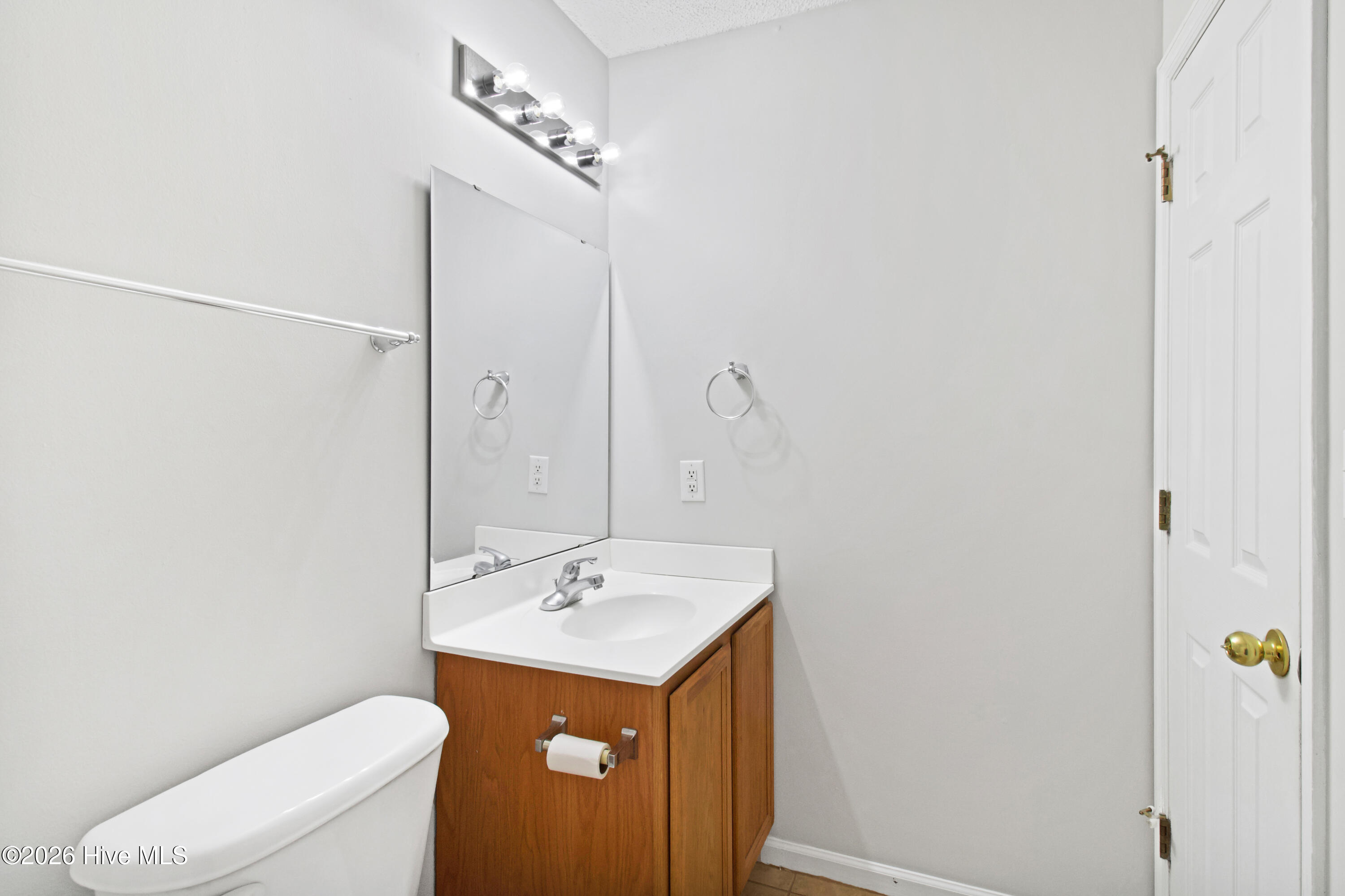 100556649 | Photo 16