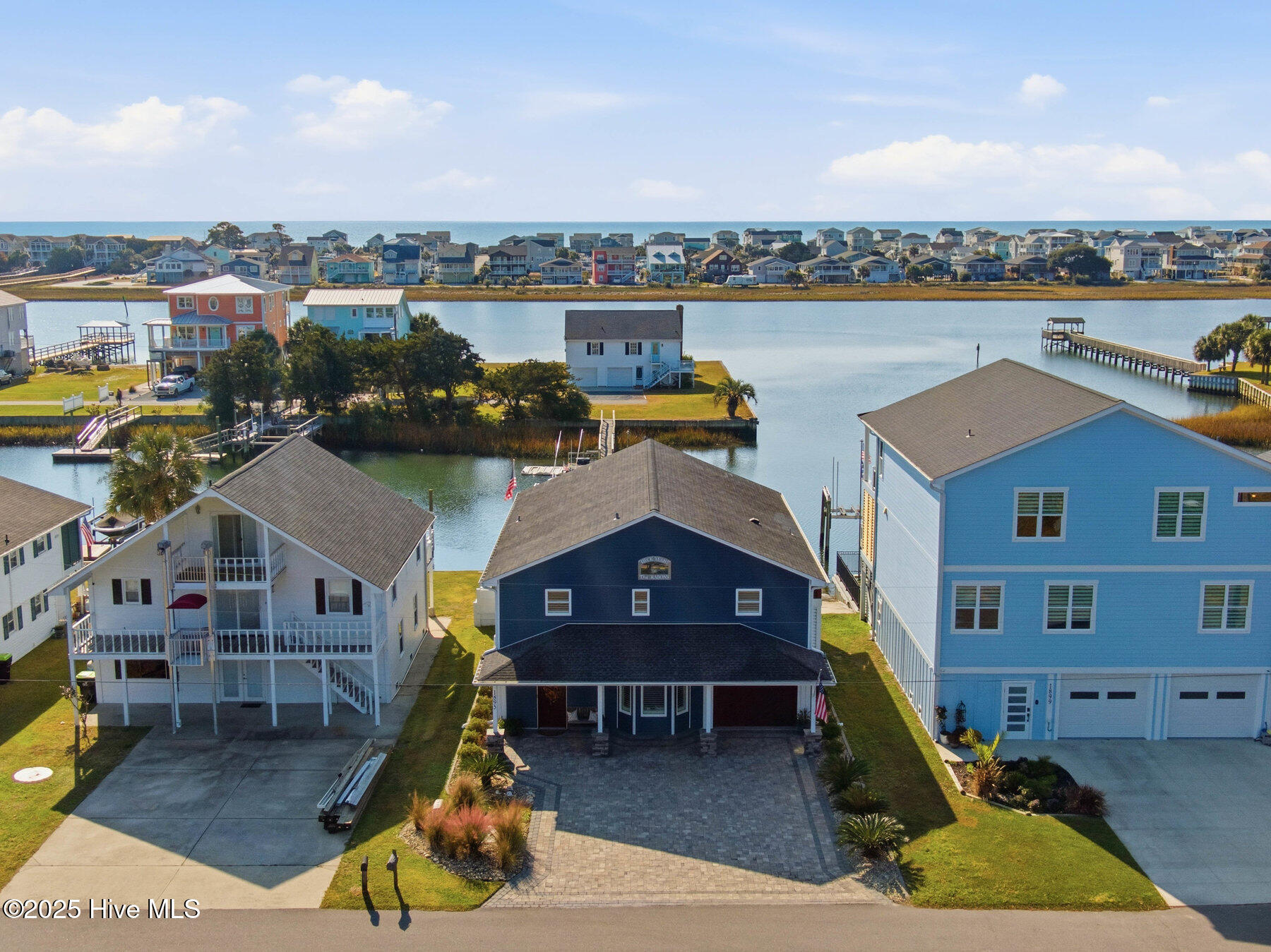 100542757 | Photo 68