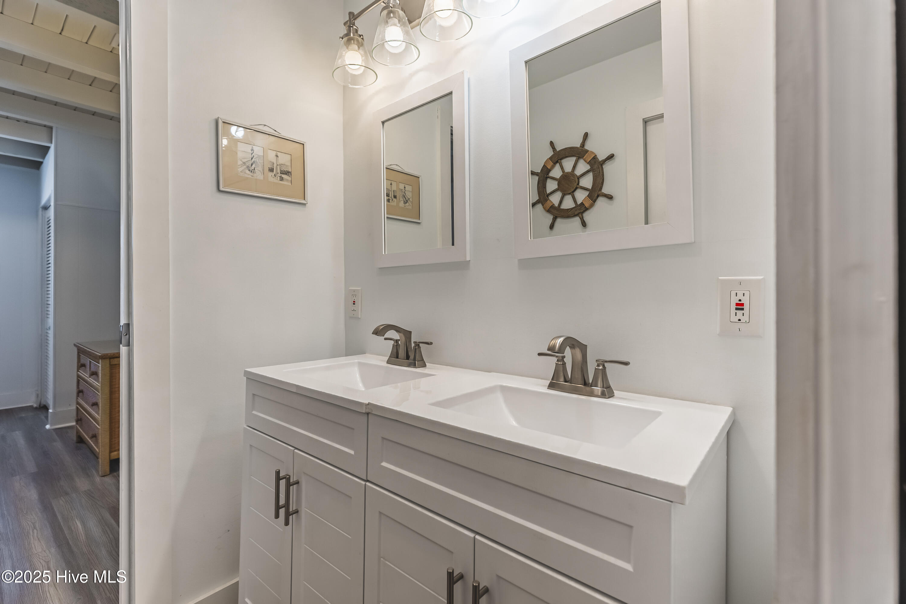 100521166 | Photo 20