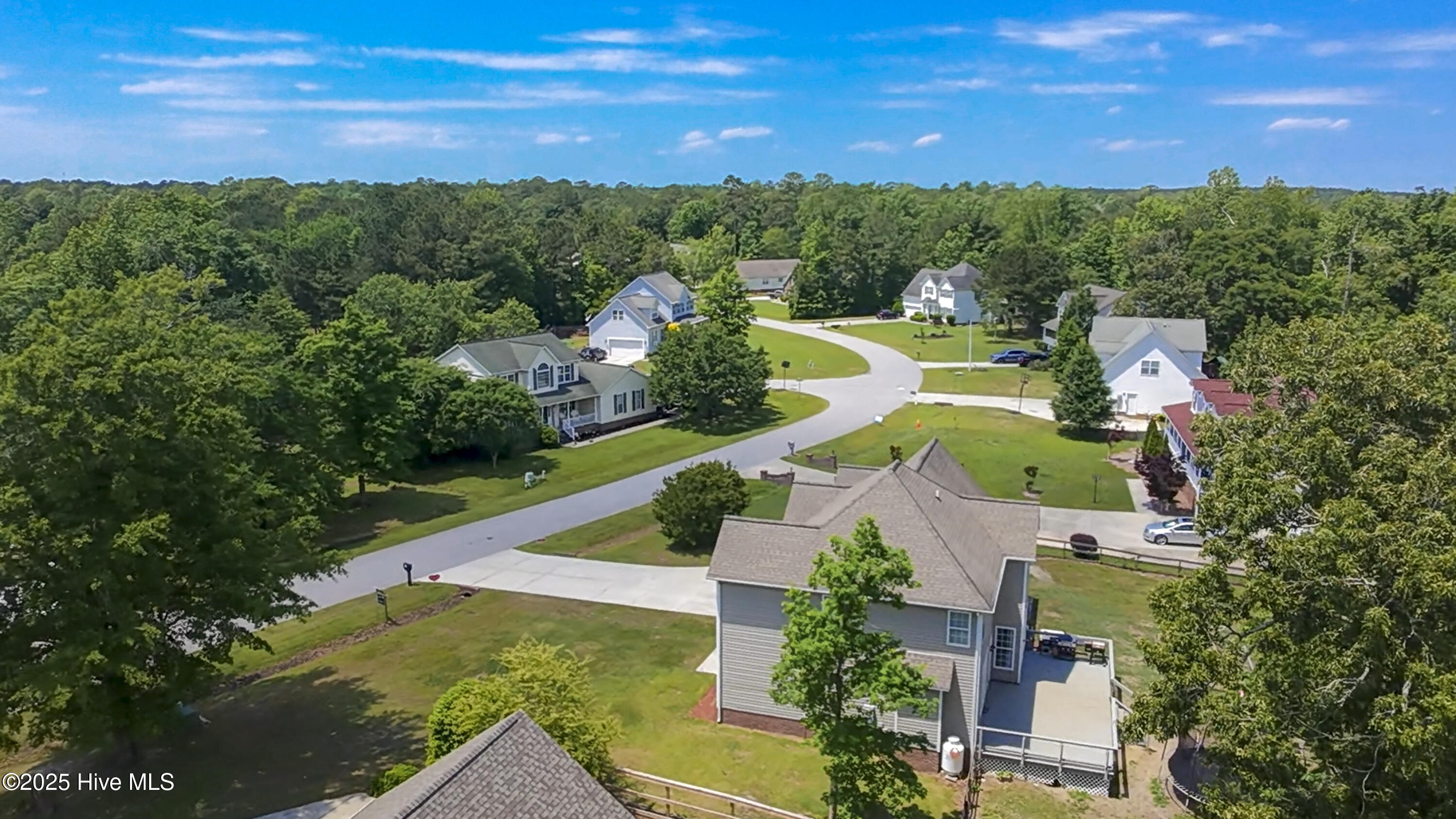 100523766 | Photo 93