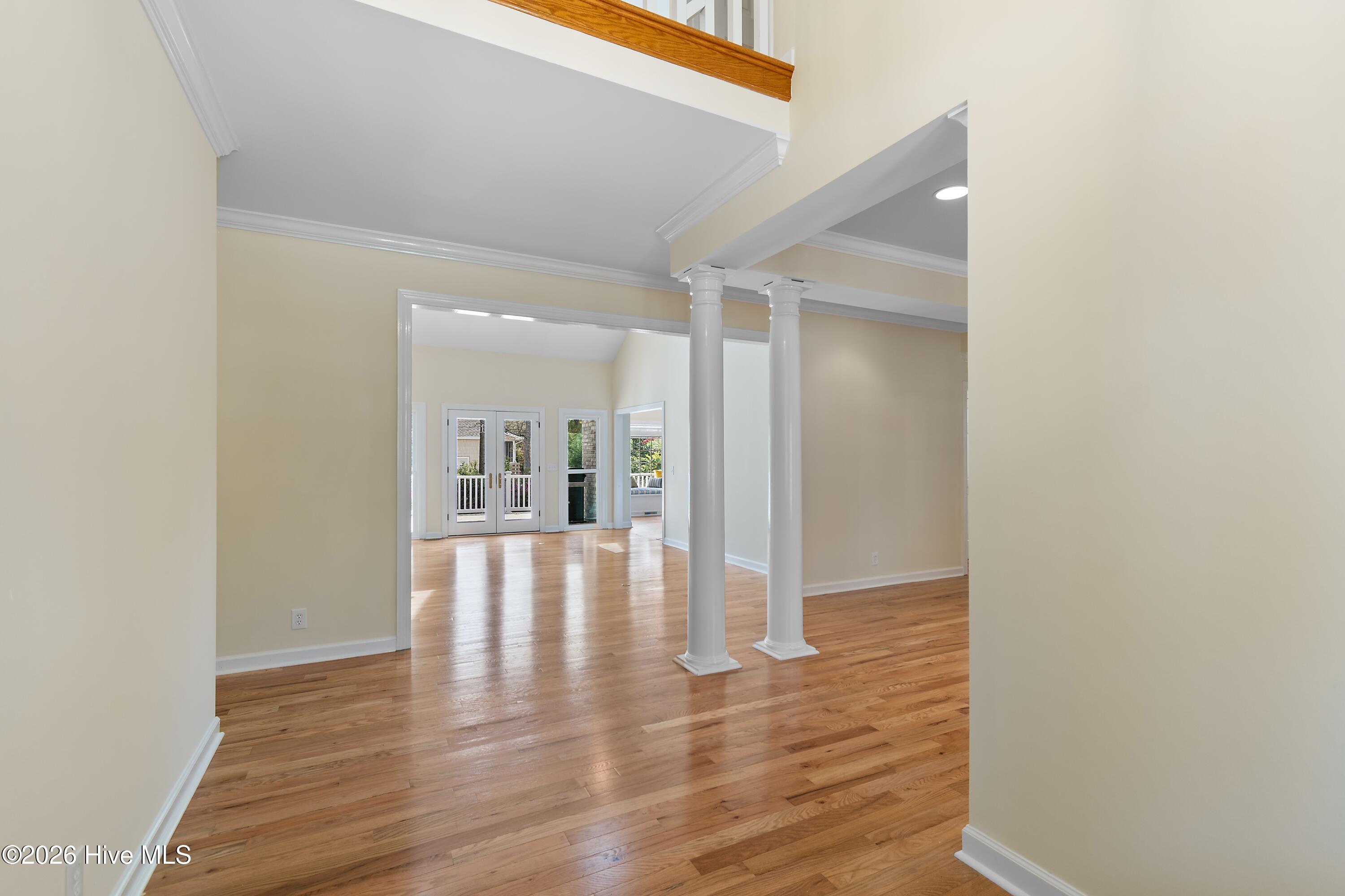 100527464 | Photo 16