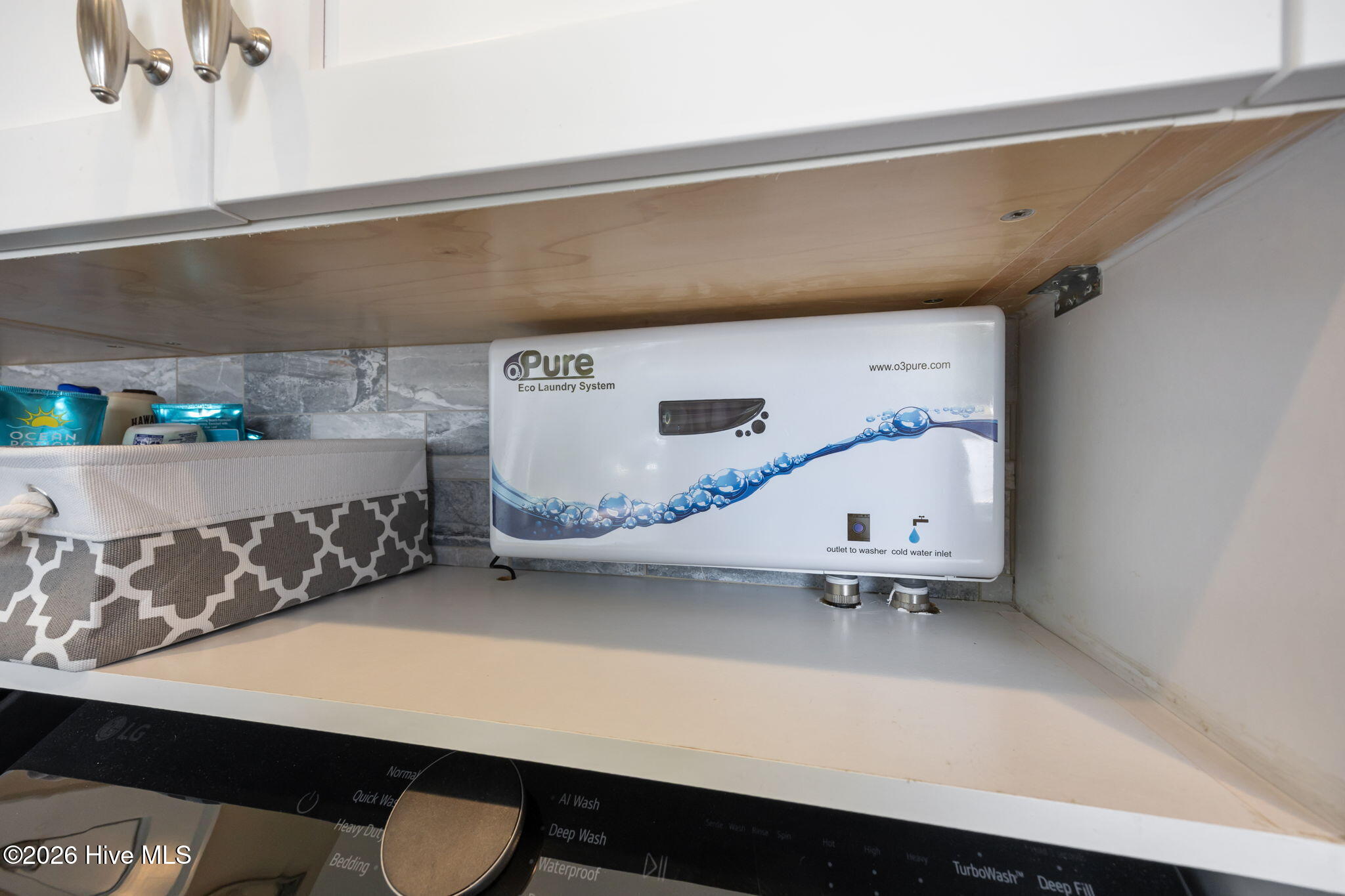 100567463 | Photo 56