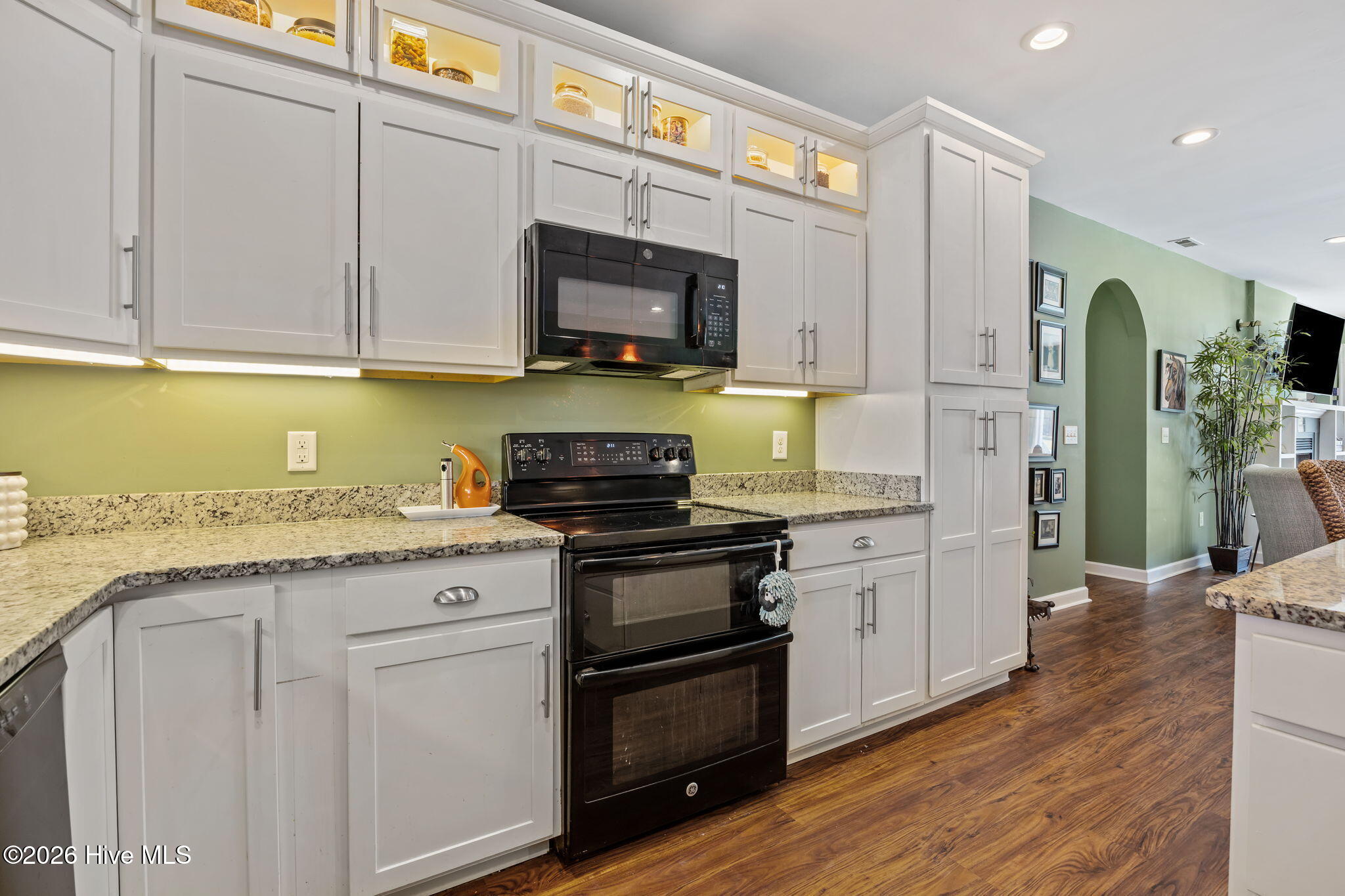 641 Edgewood Avenue,Newport